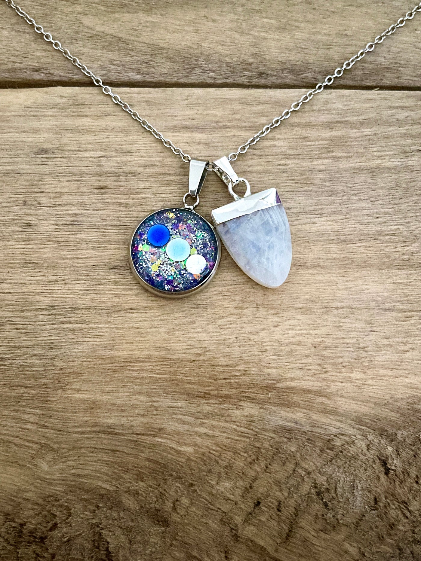 Simple silver MOONSTONE necklace Anxieties and fears