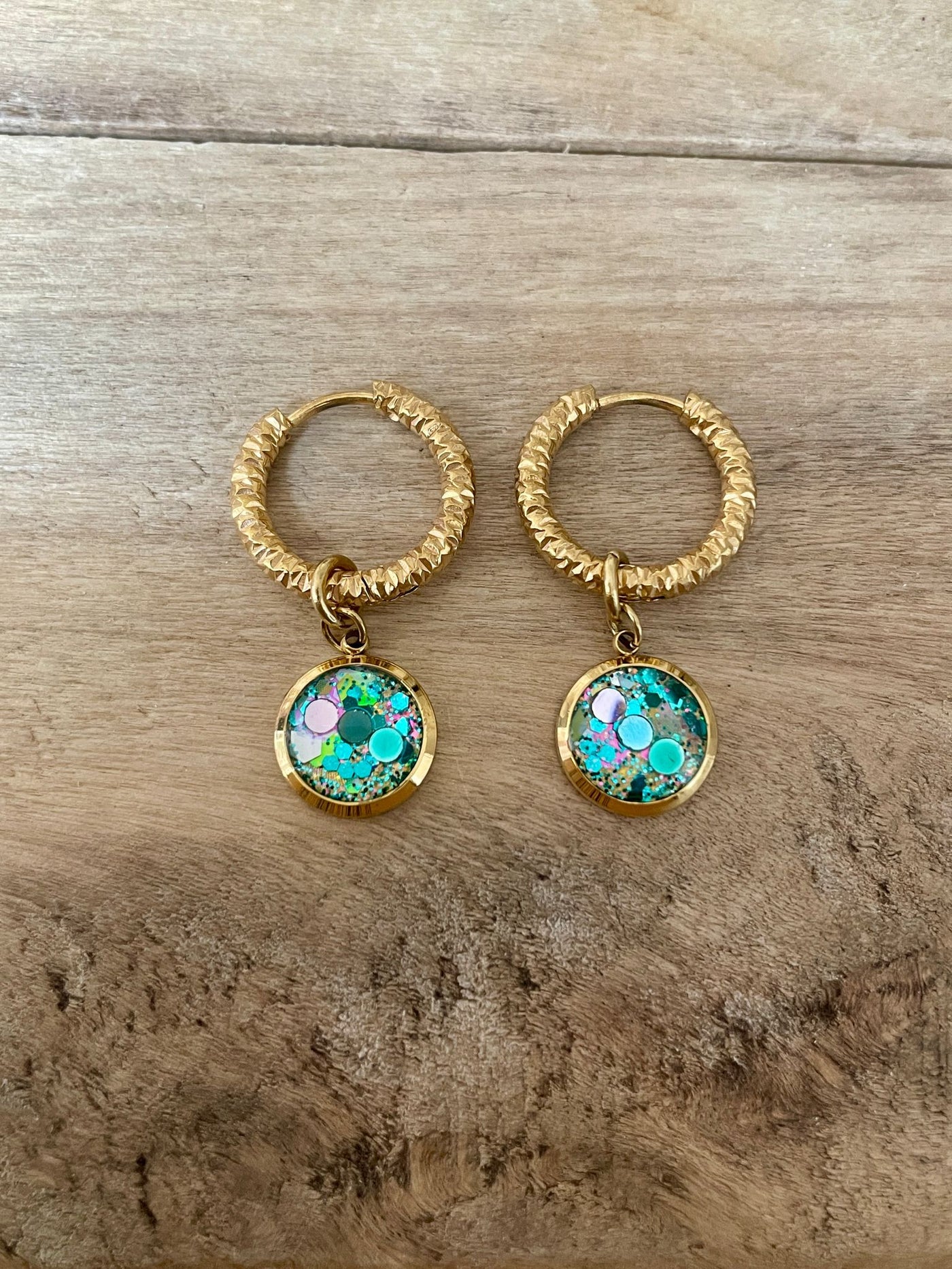 Boucles d'oreilles SANTORINI dorées Enfant interieur