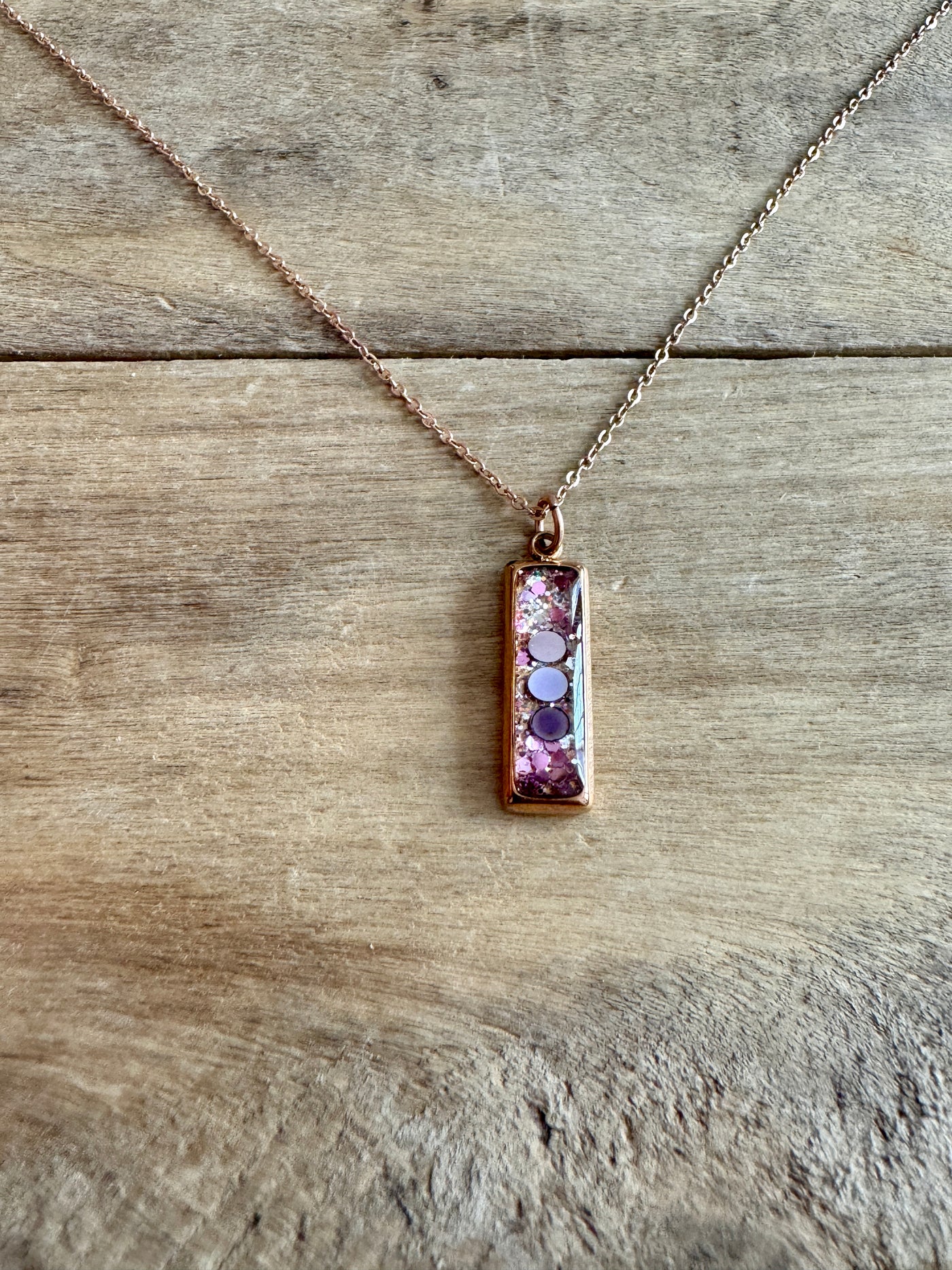 Collier simple or rose RECTANGLE Lignée familiale