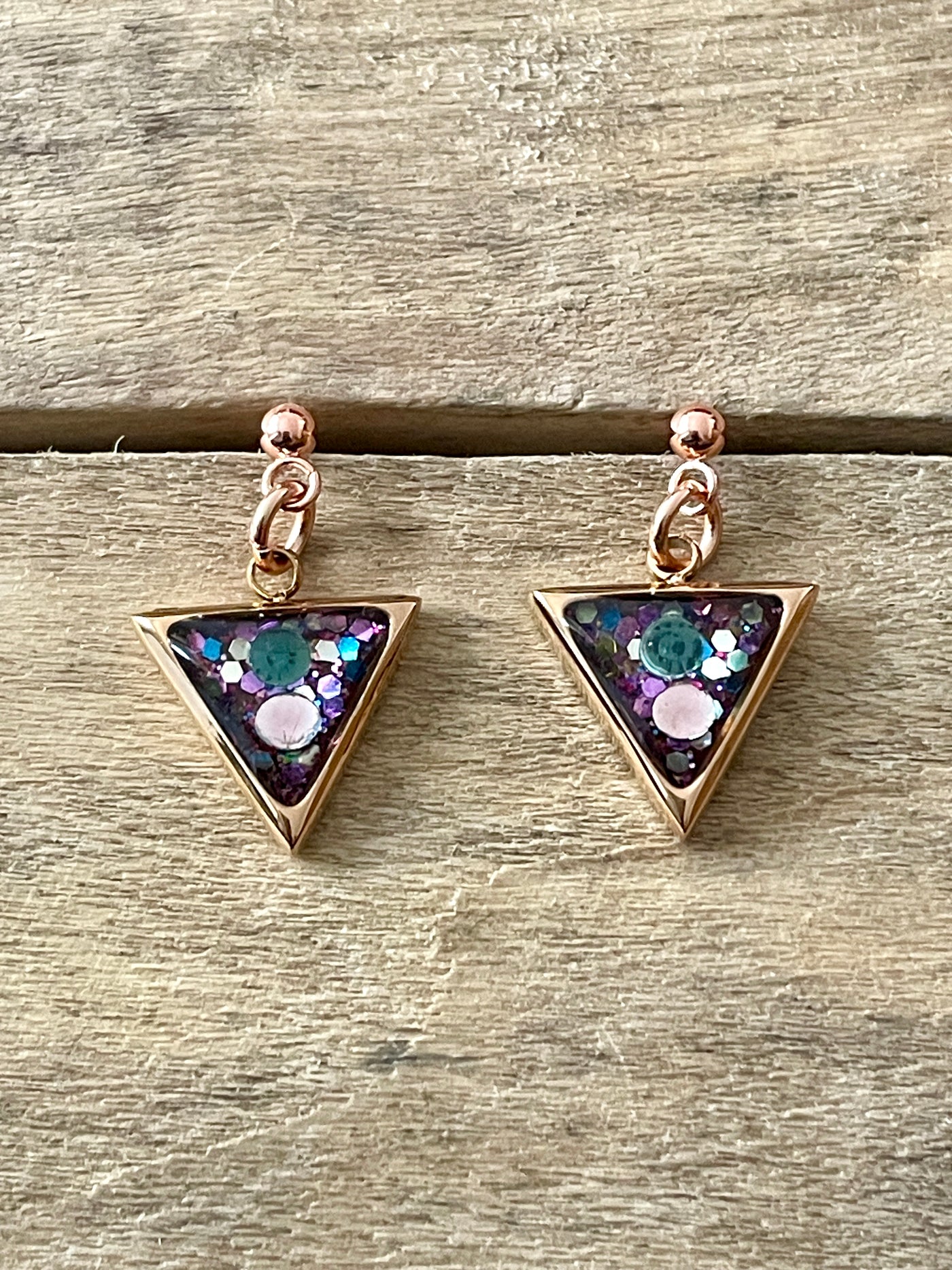 Boucles d'oreilles Or rose Triangle Canalisation et intuition