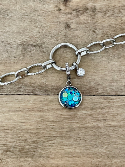 Charm Cristal argenté Je mérite (vendu sans bracelet)