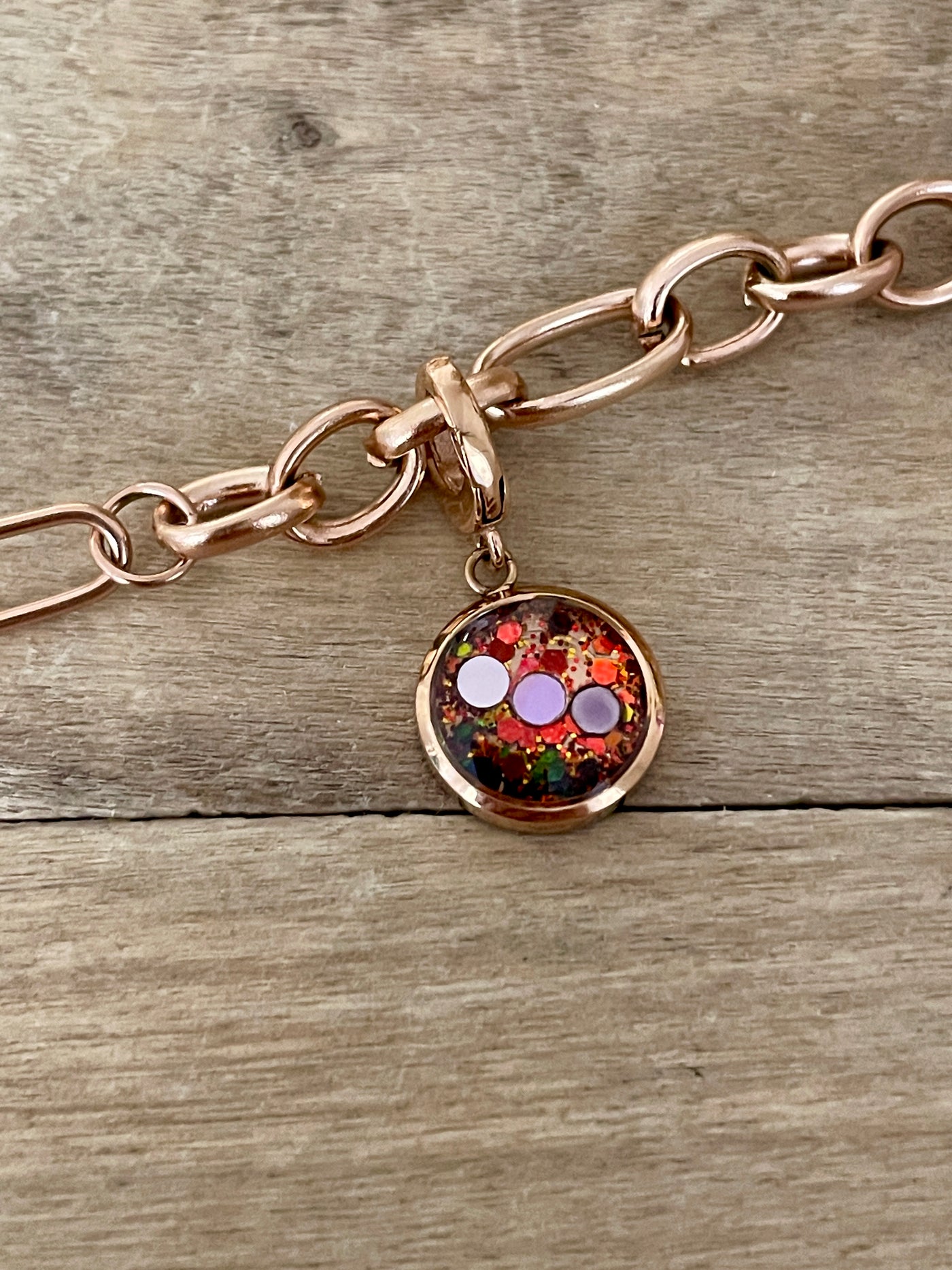 Charm or rose Abondance (vendu sans bracelet)