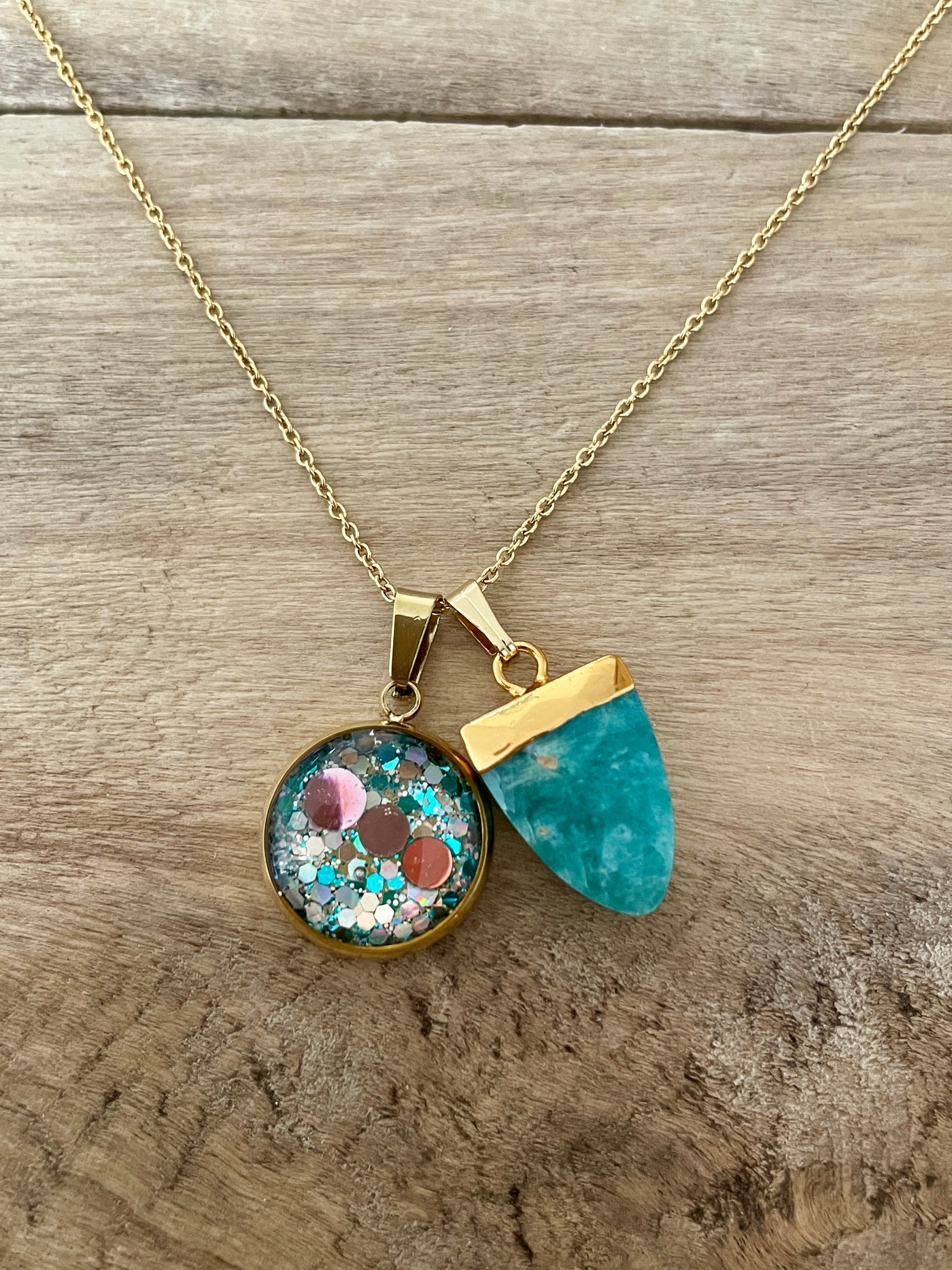 Collier simple doré AMAZONITE Choc émotionnel