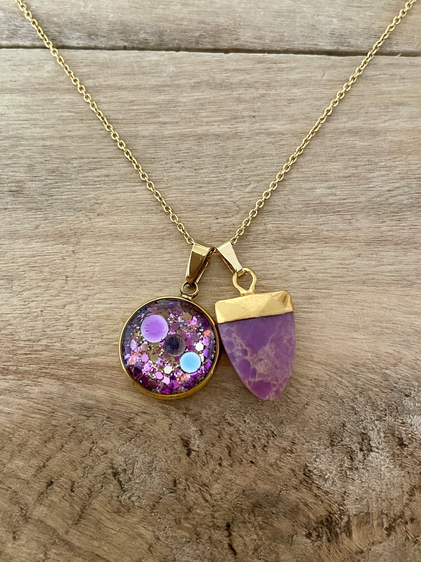 Collier simple doré SUGILITE Amour de soi