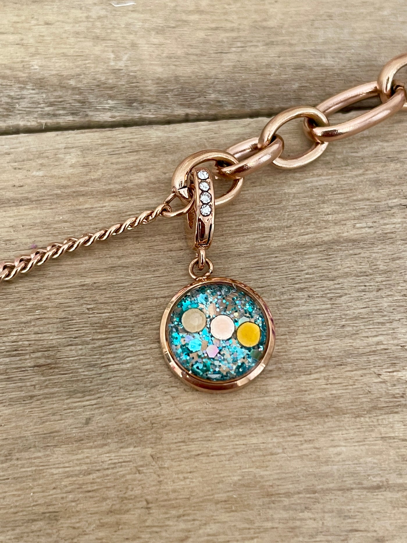 Charm Cristal or rose Alignement mission de vie (vendu sans bracelet)