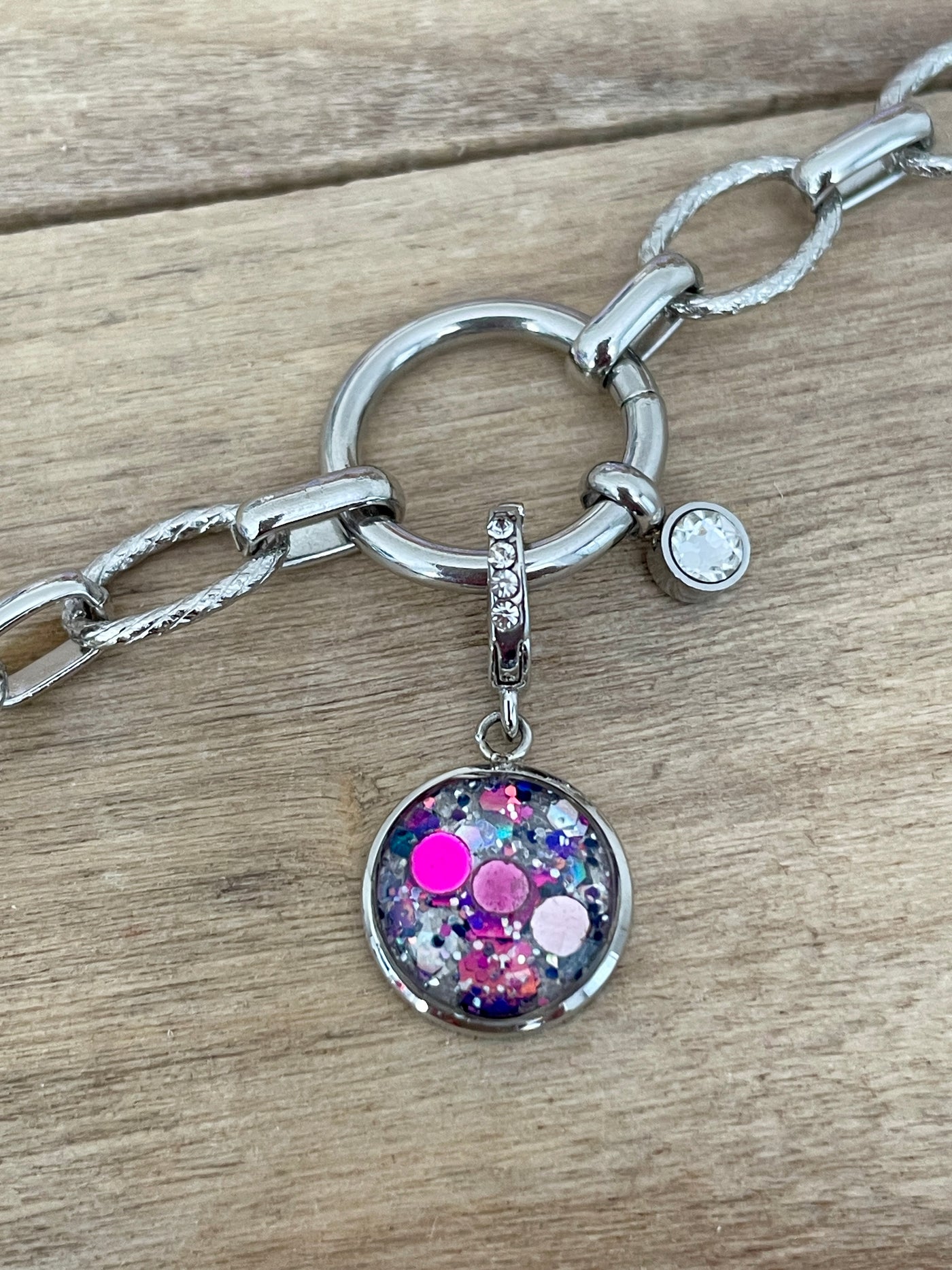 Charm Cristal argenté Confiance en soi (vendu sans bracelet)