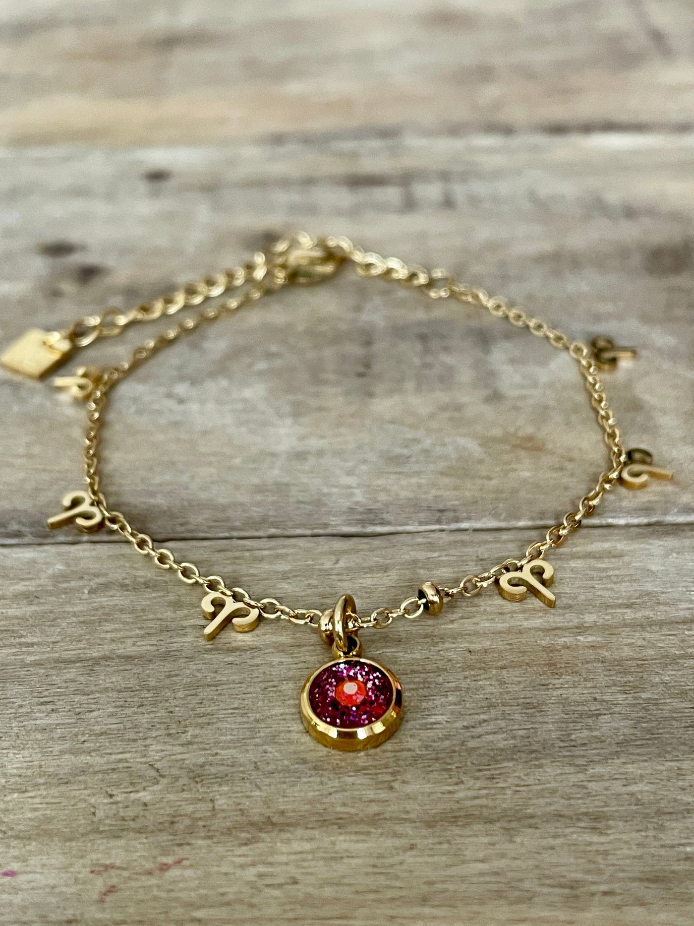 Bracelet doré ASTRO Crise émotionnelle