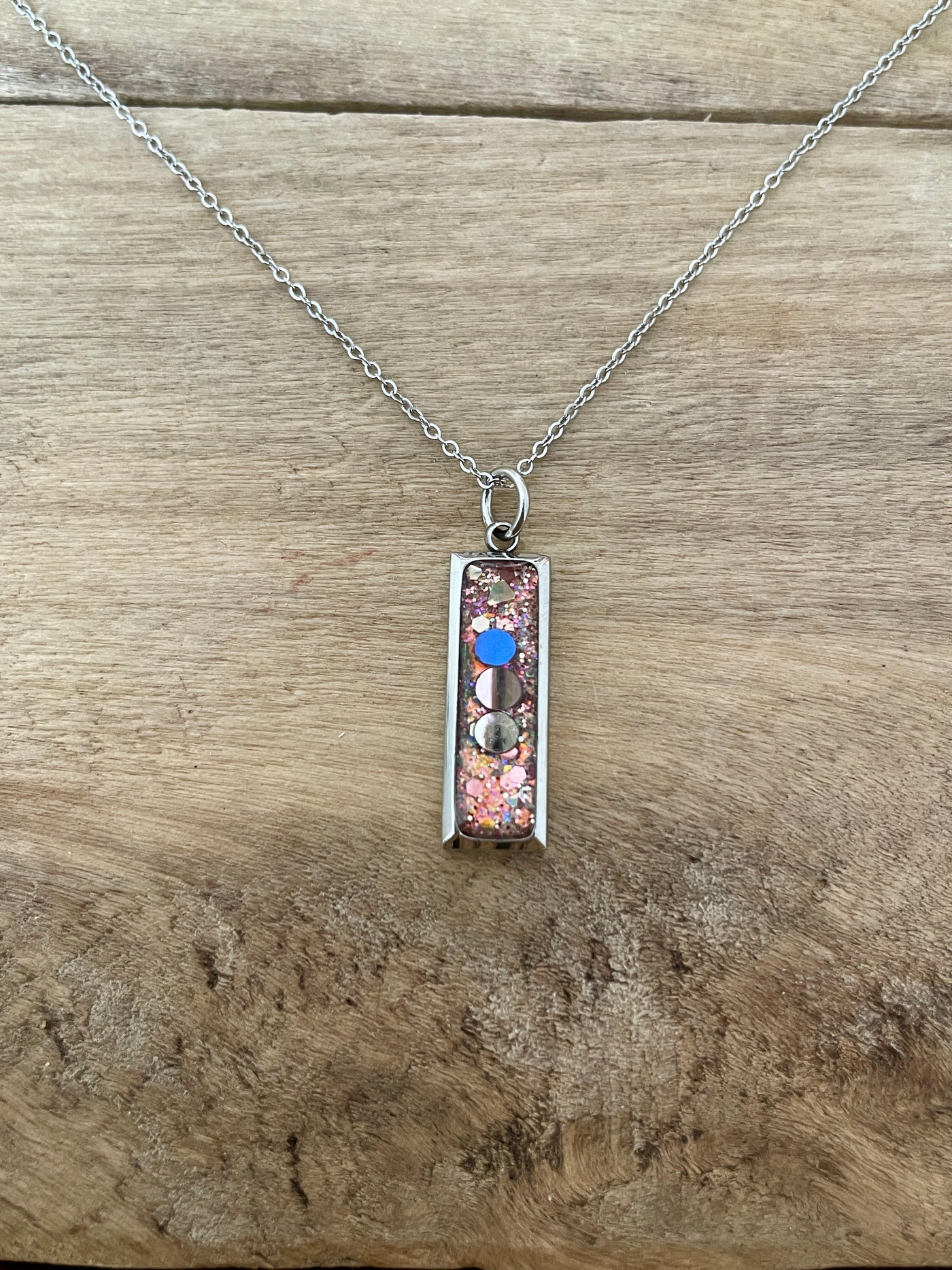 Collier simple argenté RECTANGLE Kilos émotionnels