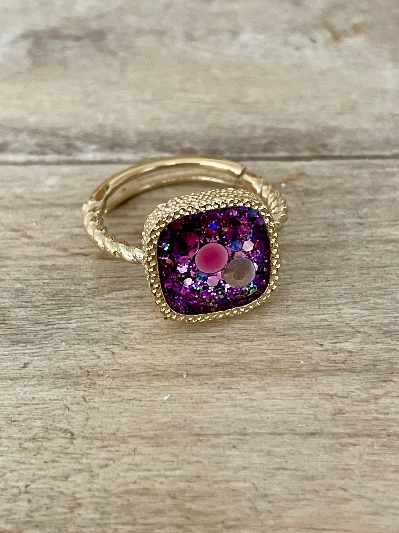 Bague dorée MONROE Canalisation & Intuitions