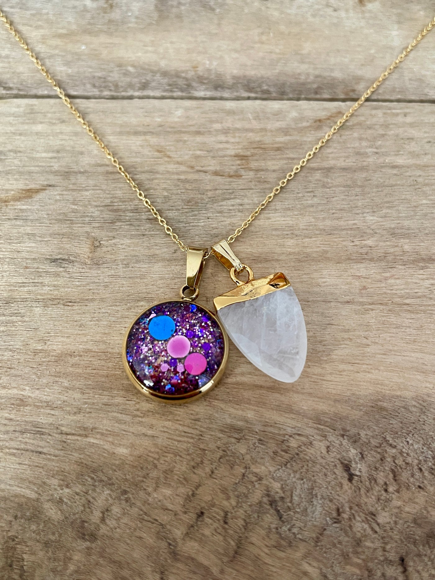 Collier doré simple PIERRE DE LUNE Je mérite