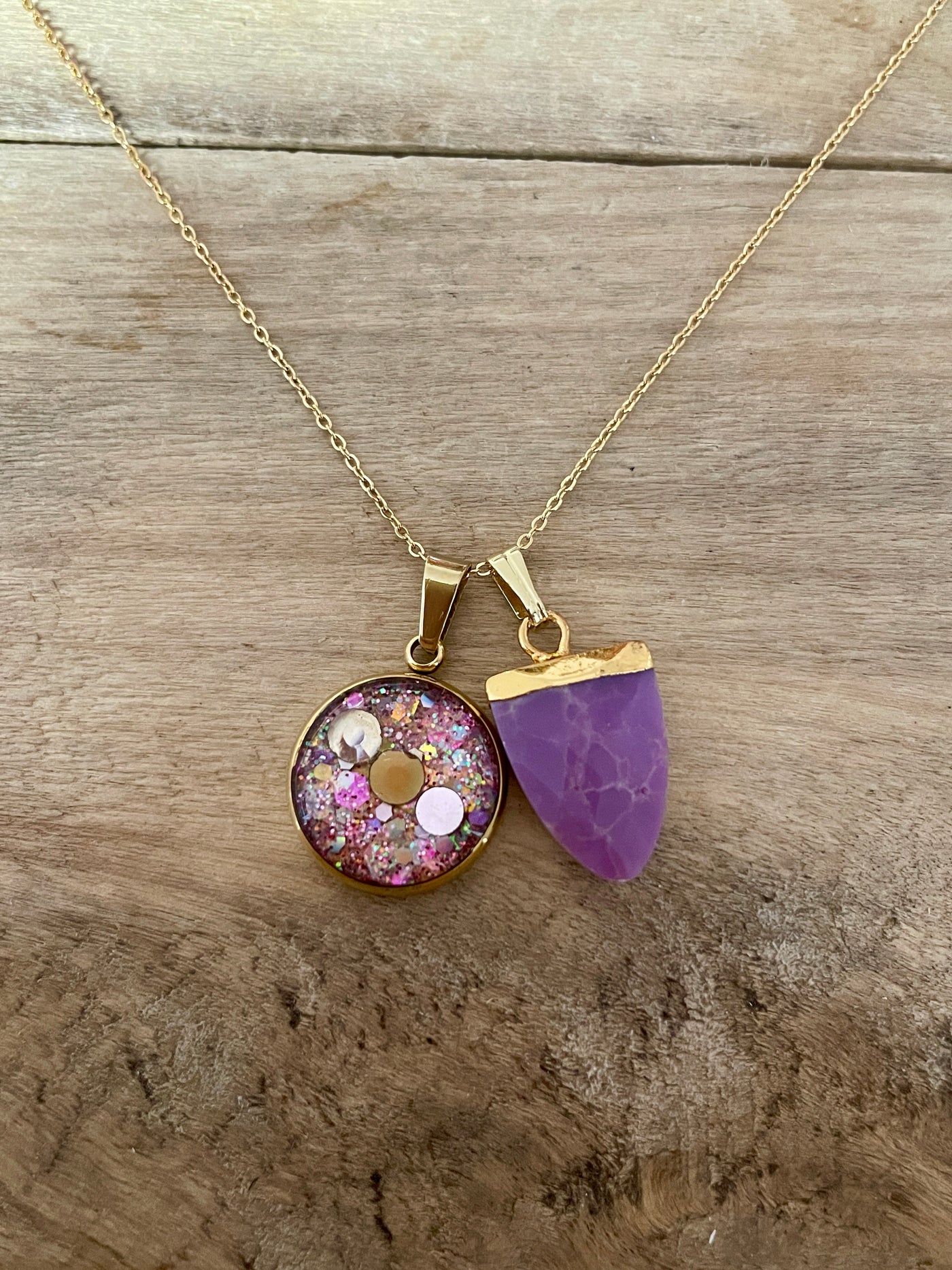 Collier simple doré SUGILITE Post-partum