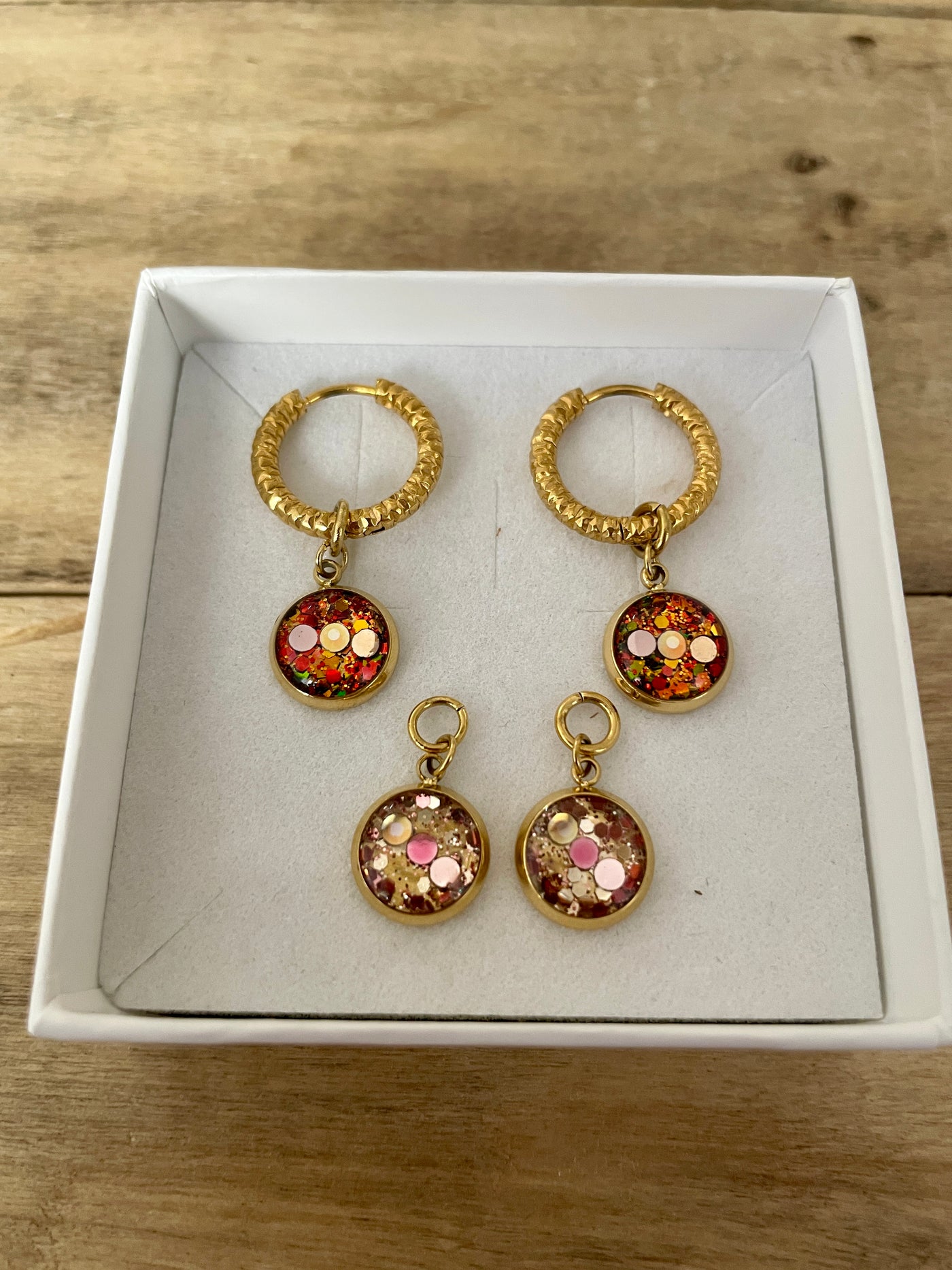 Boucles d'oreilles dorées SANTORINI Hypersensibilité