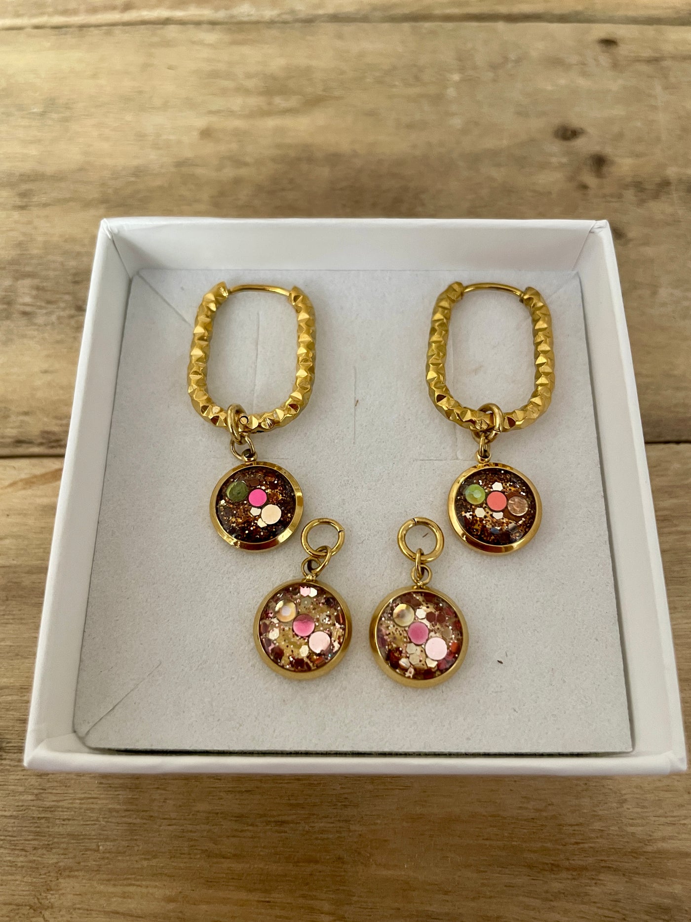 Boucles d'oreilles SANTORINI dorées Détachement amoureux