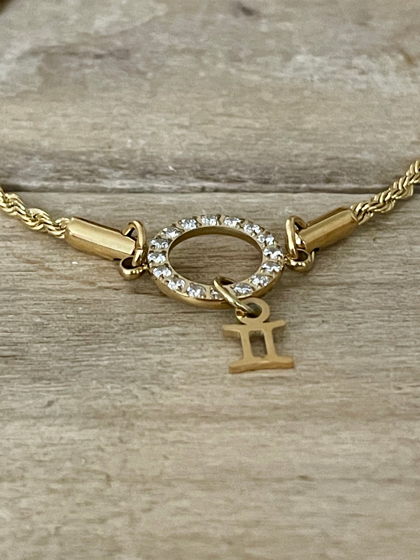 Bracelet doré AURORA Souffrance amoureuse