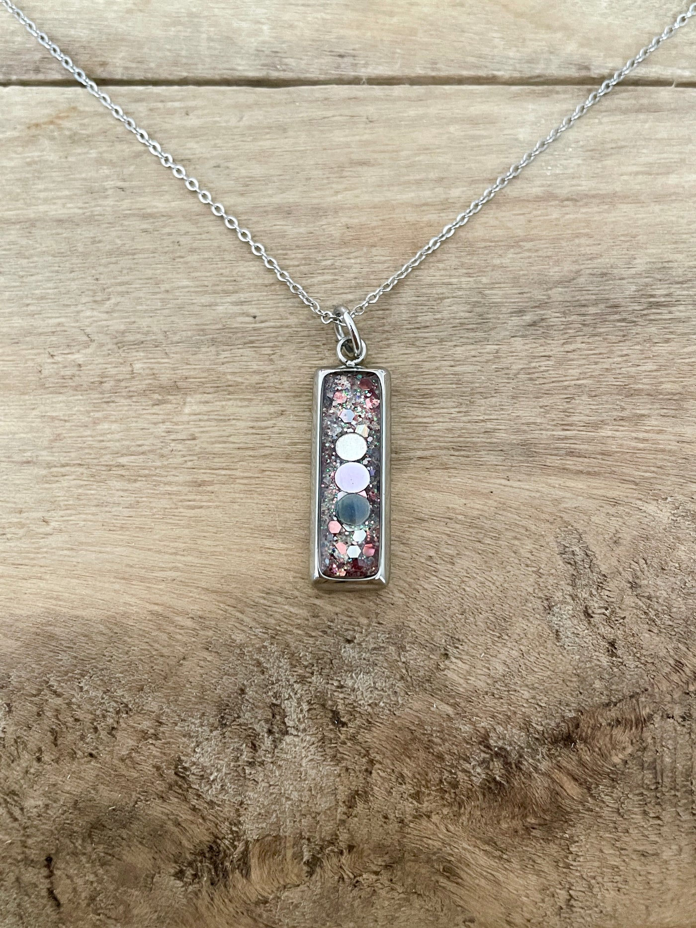 Collier simple argenté RECTANGLE Choc émotionnel