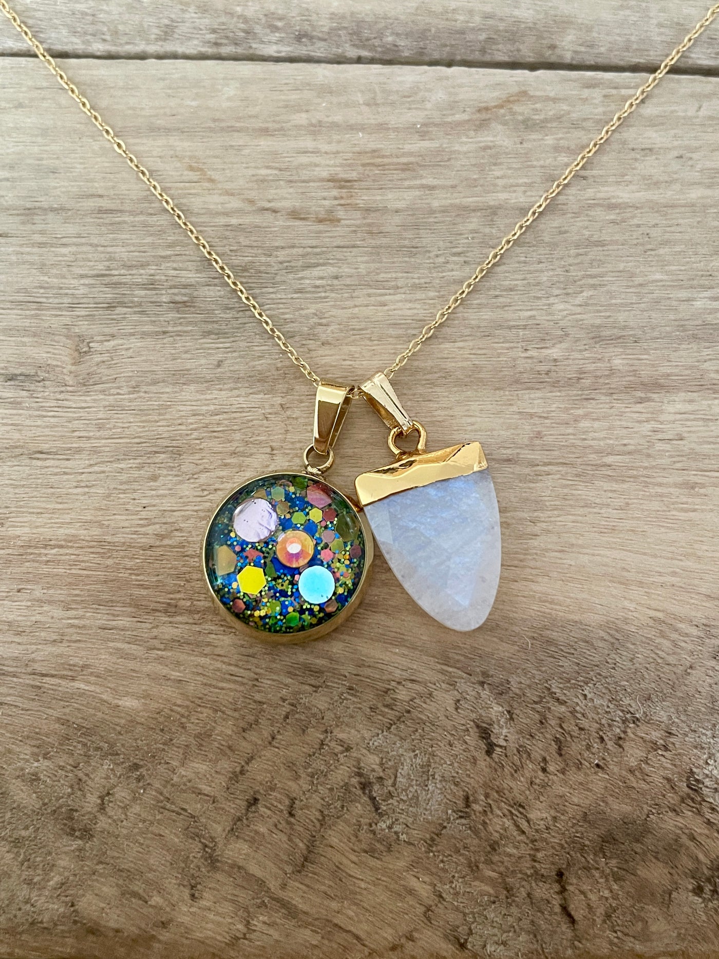 Collier simple doré Pierre de lune Evolve