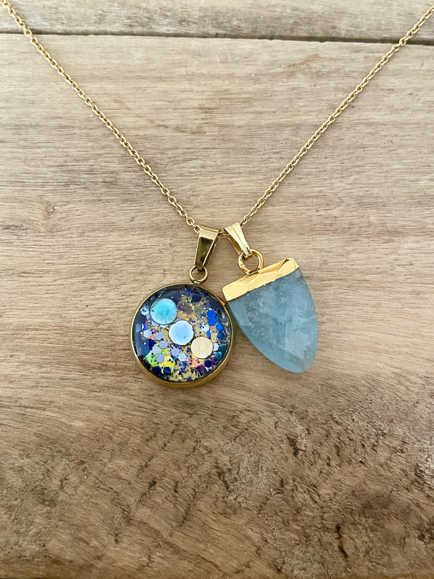 Collier simple doré AIGUE MARINE Déblocage du 3ème oeil