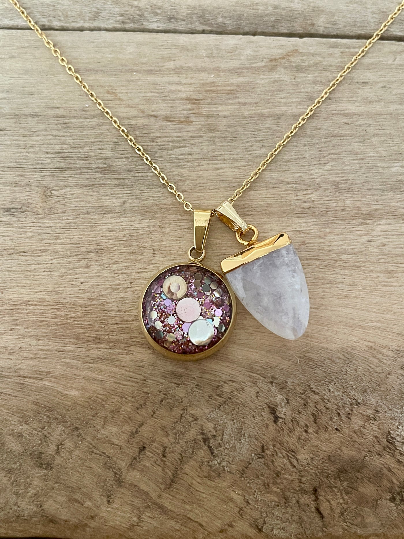 Collier simple doré  PIERRE DE LUNE Auto sabotage