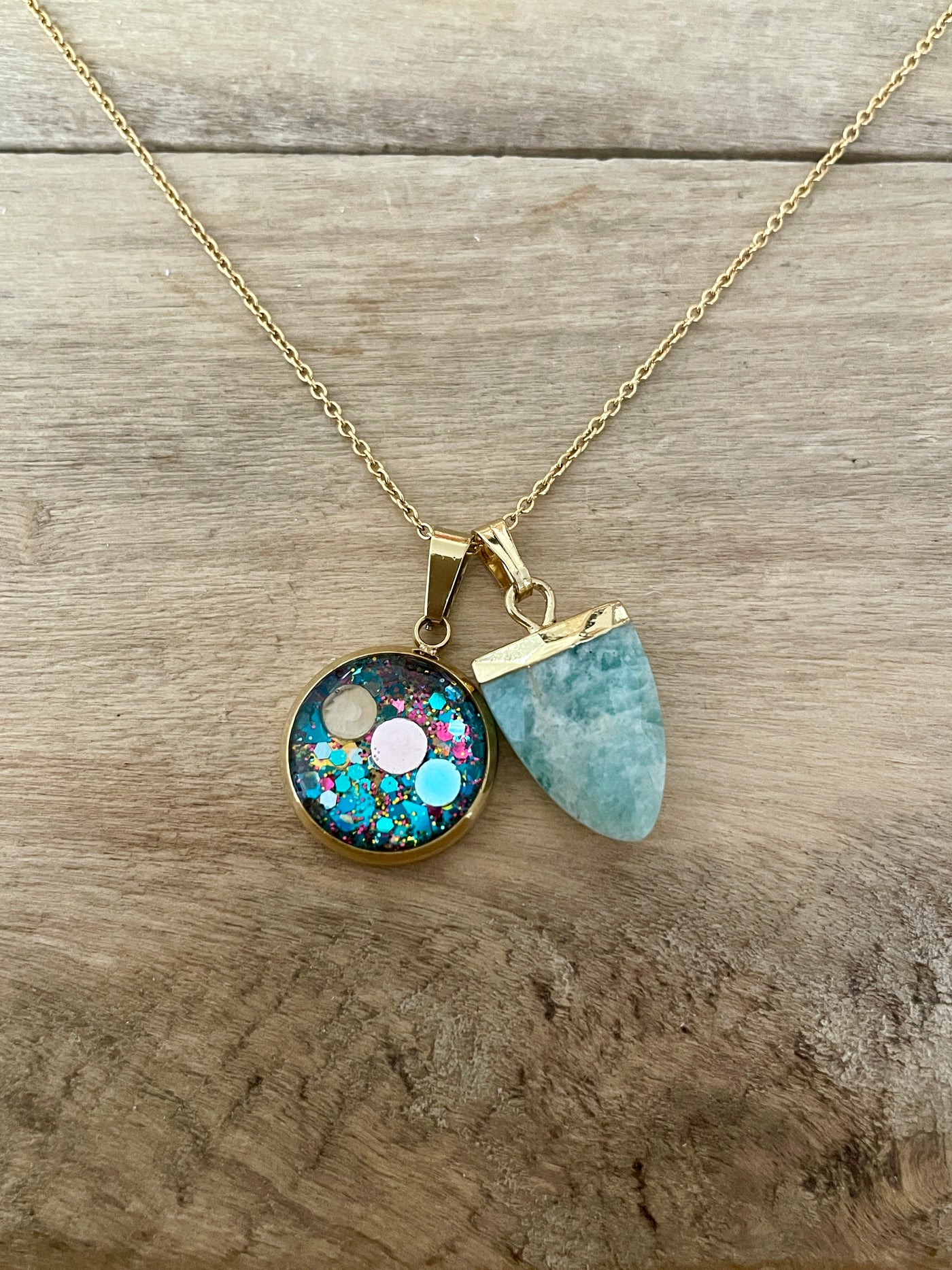 Collier simple doré AMAZONITE Lignée familiale