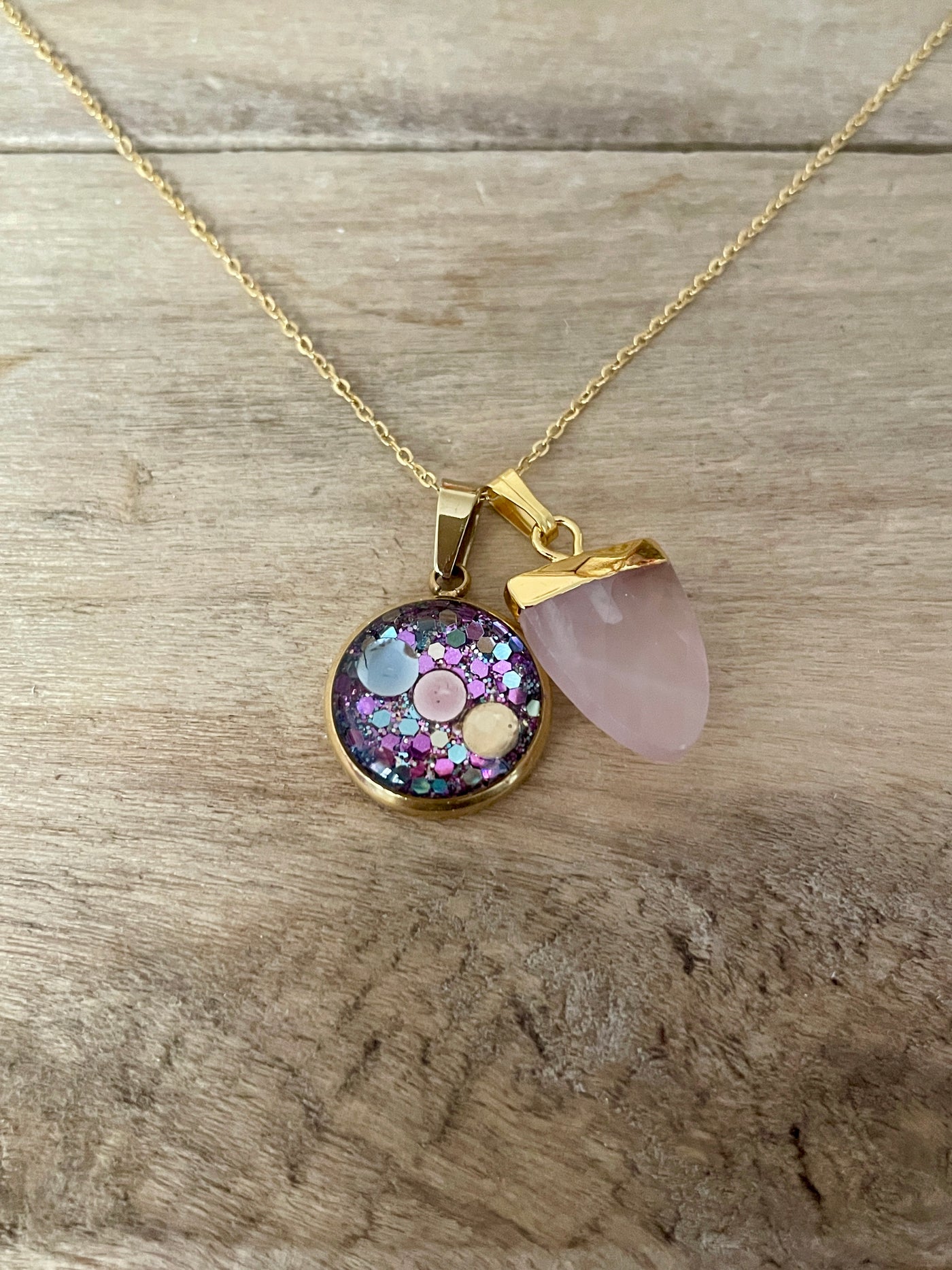 Simple silver necklace PINK QUARTZ Procreate