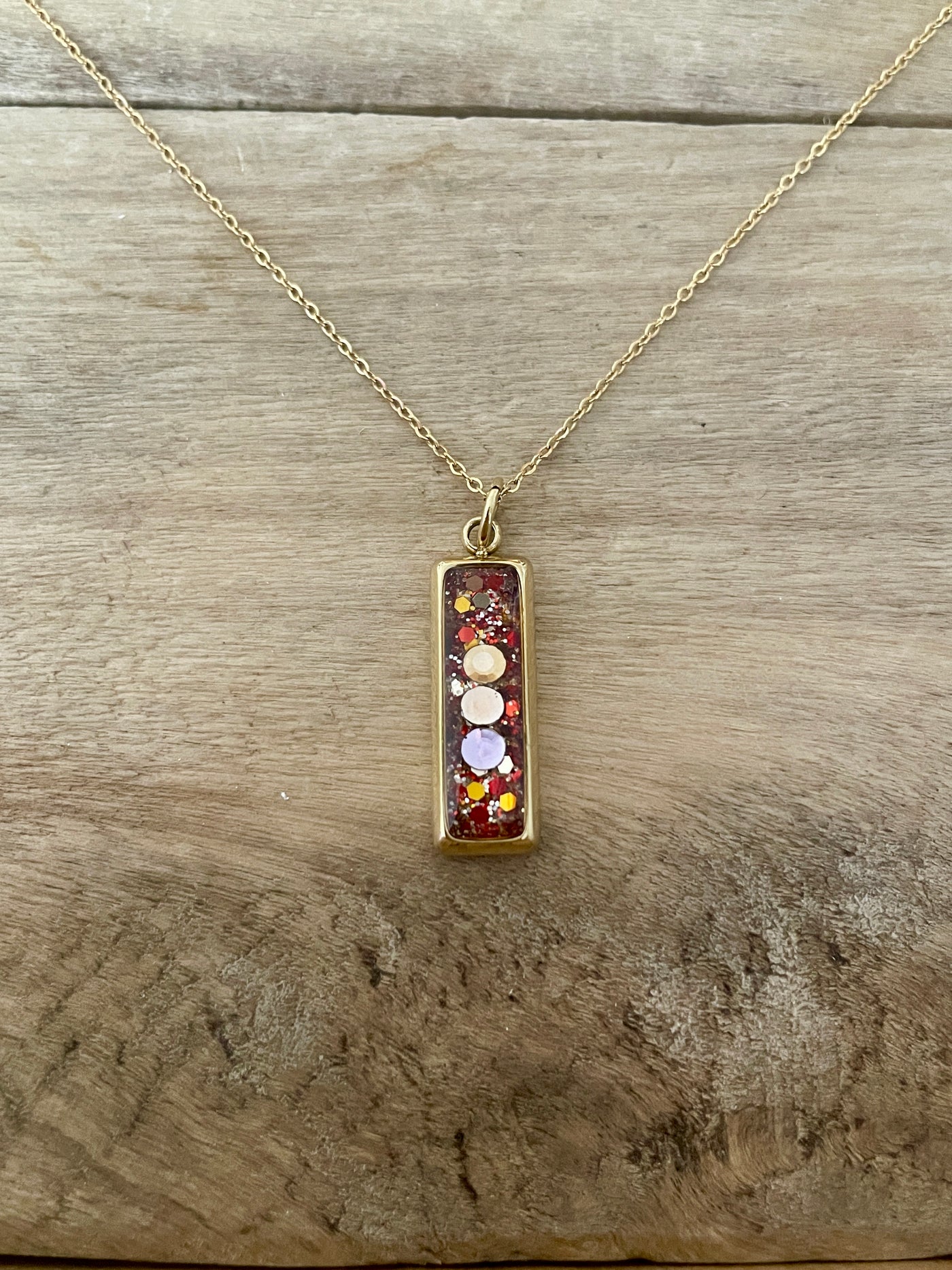 Collier simple doré RECTANGLE Lâcher prise