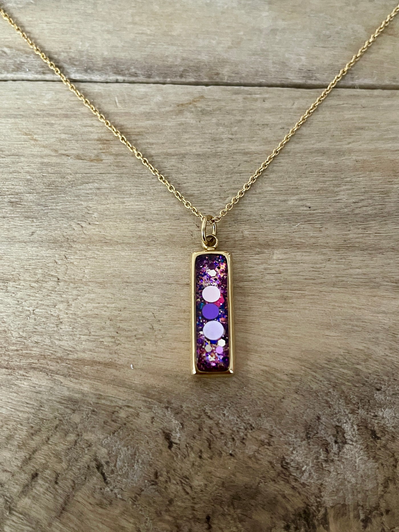 Collier simple doré RECTANGLE Instant présent