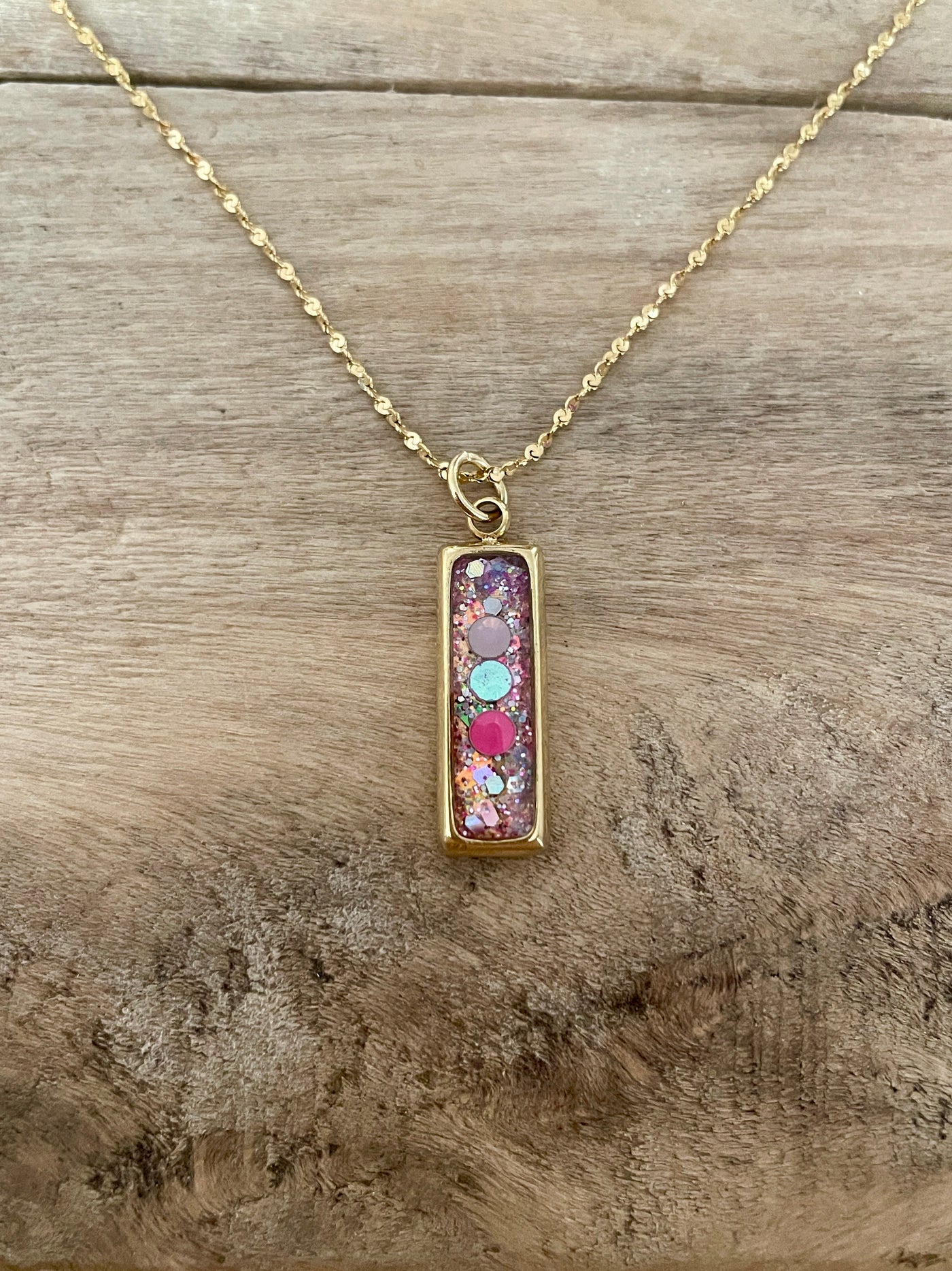 Collier doré Rectangle RIO Chakra coeur
