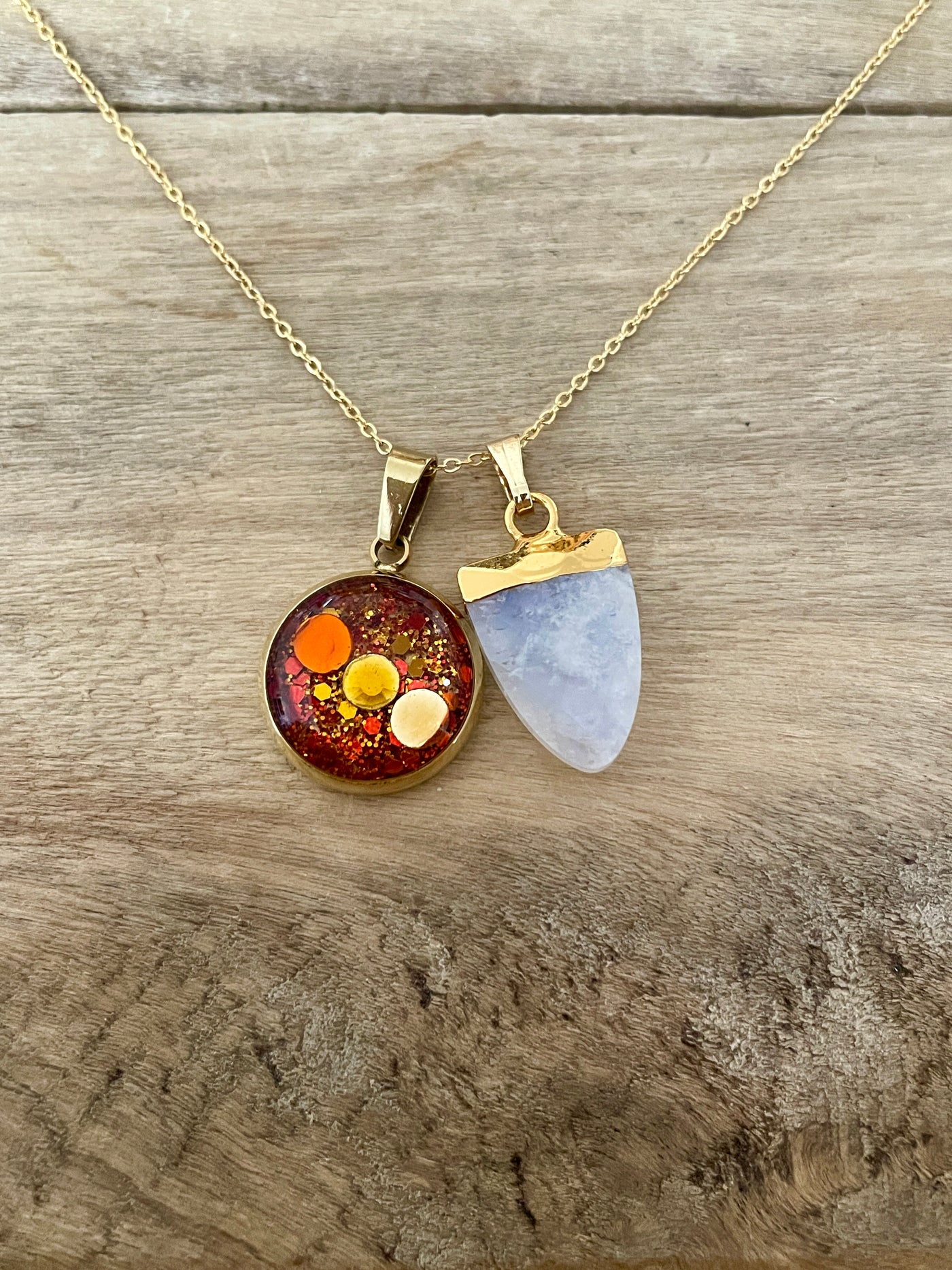 Collier simple doré PIERRE DE LUNE Apaisement des émotions