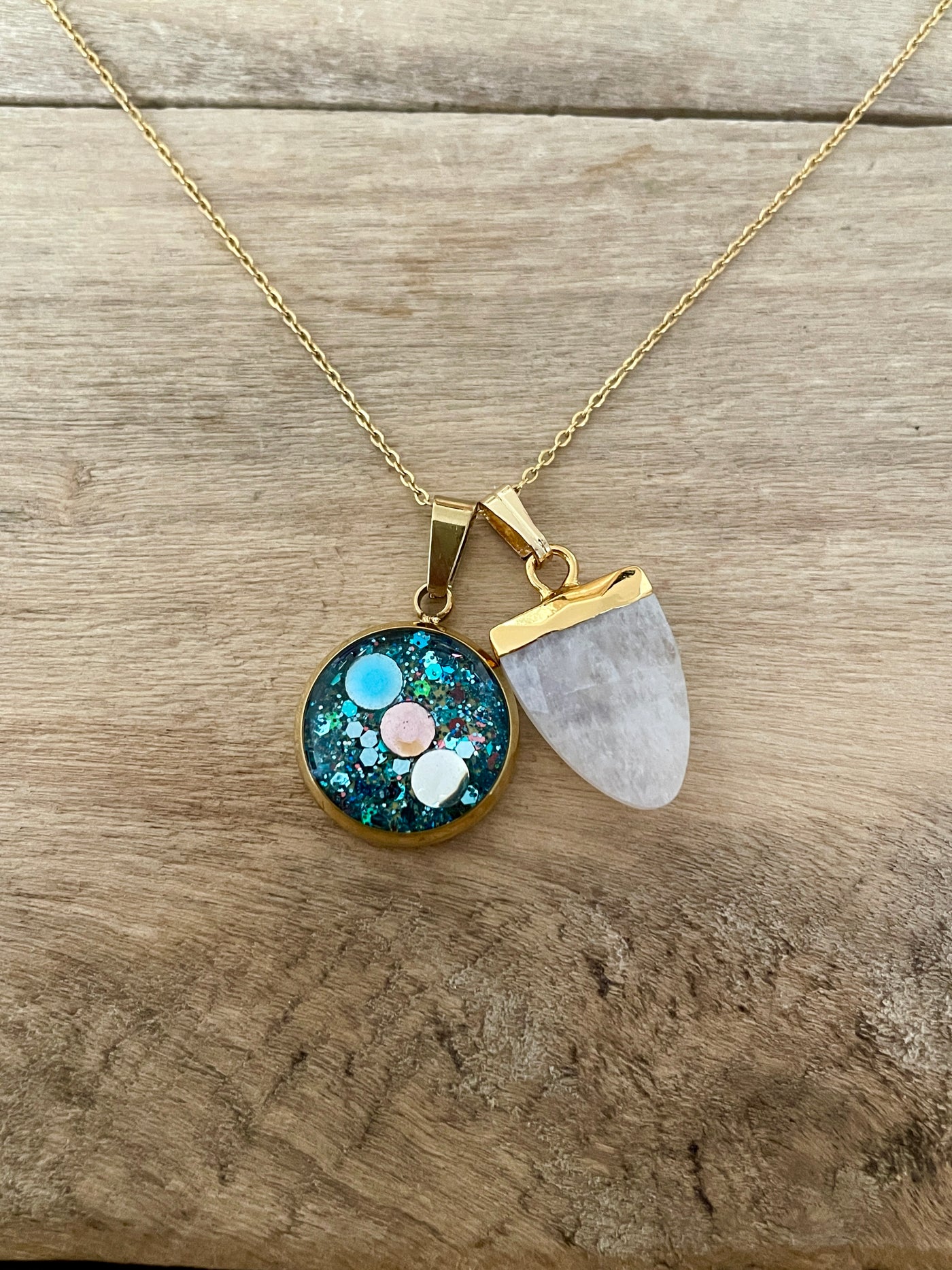 Collier simple doré PIERRE DE LUNE Auto-sabotage