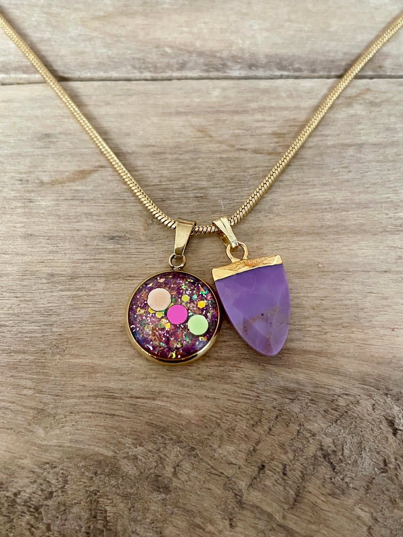 Edition "Fin de cycle" couleur médéore et pierre aléatoire