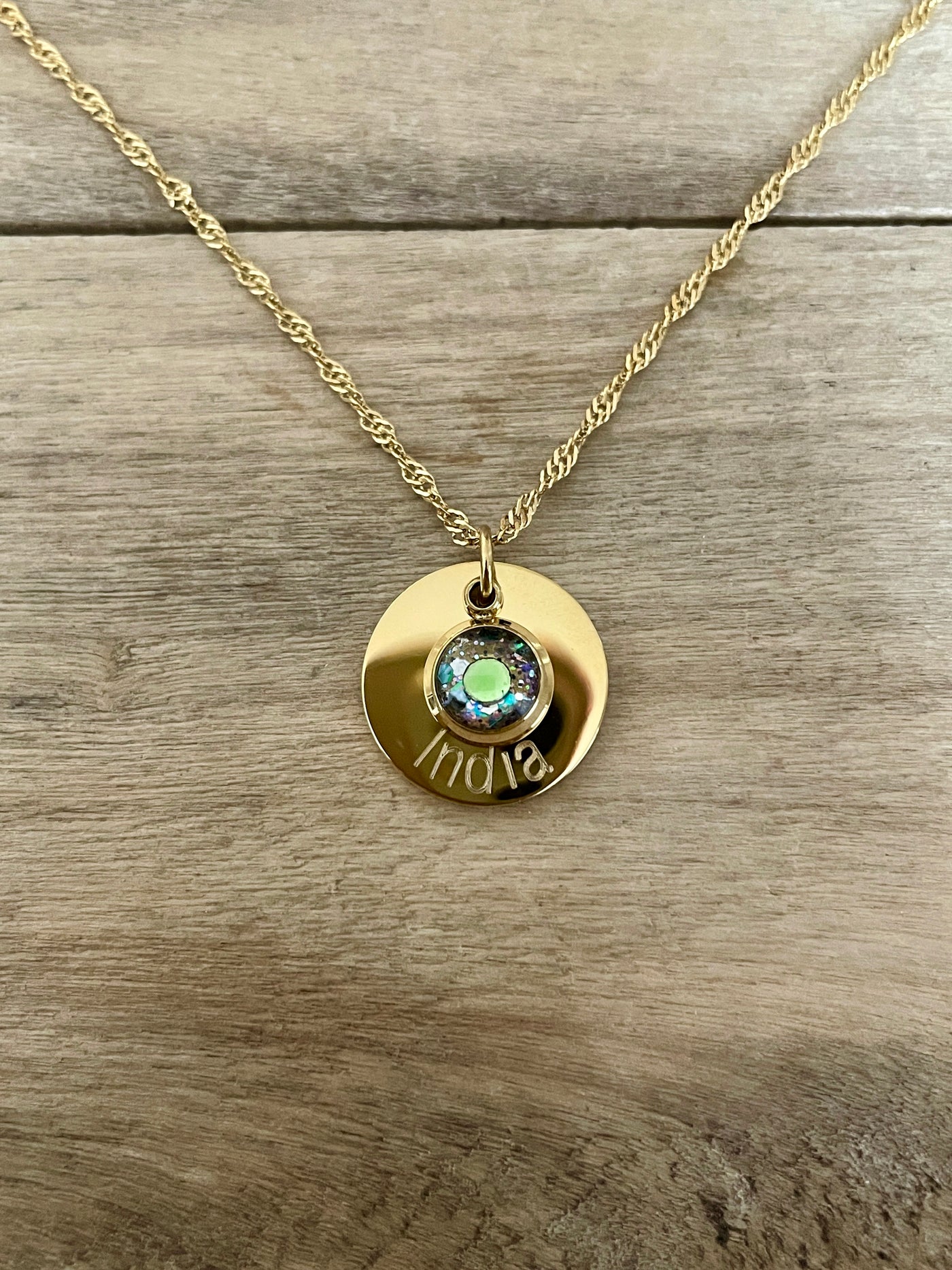 Collier simple à graver de Nöel