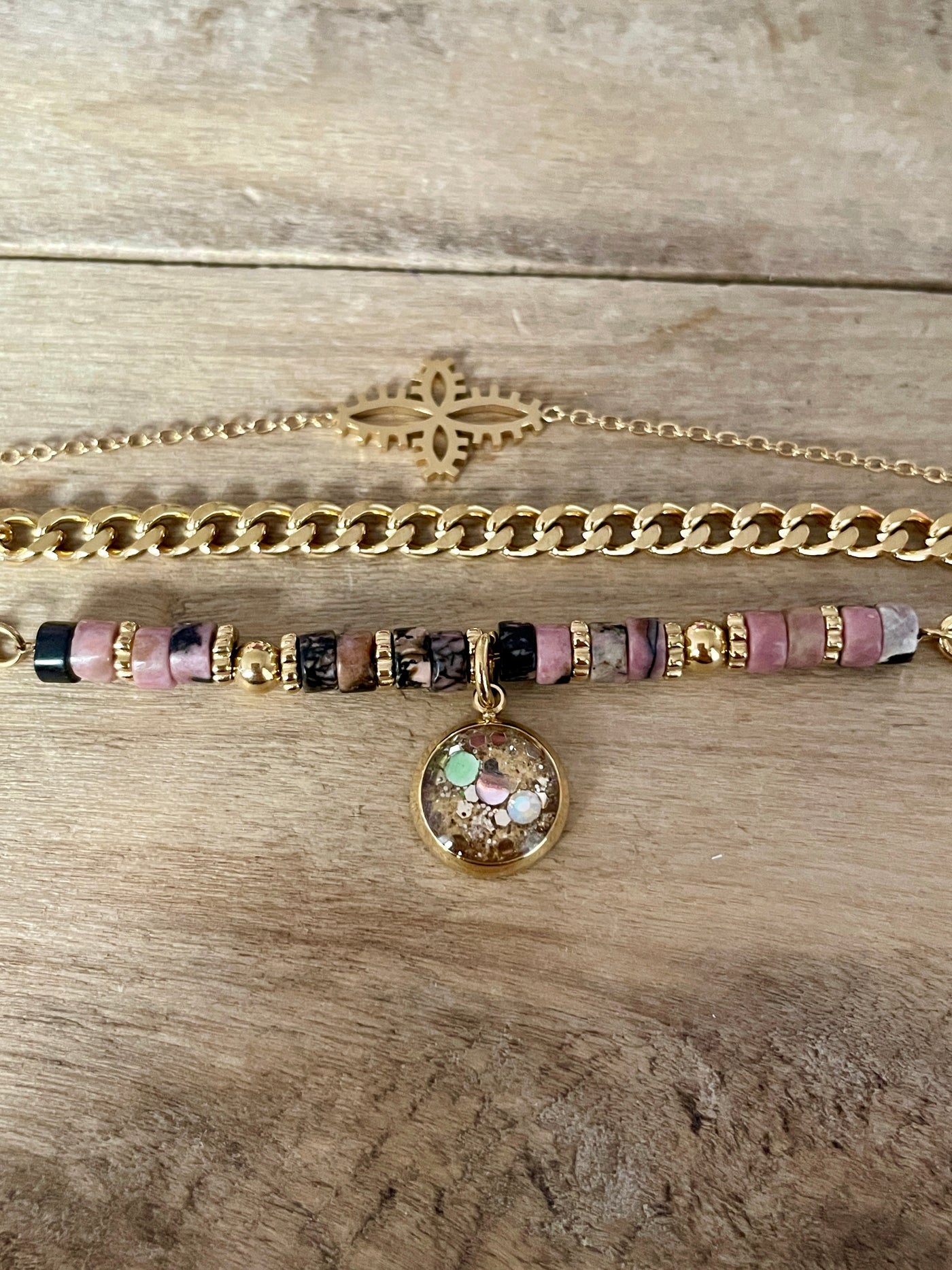 Bracelet doré Maison Moretti X Les Médéores d'Ankaa RHODONITE Mémoires karmiques