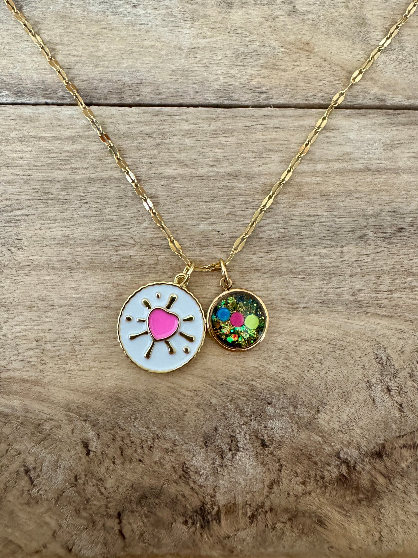 Collier simple doré néon AMALFI Déblocage du 3 ème oeil