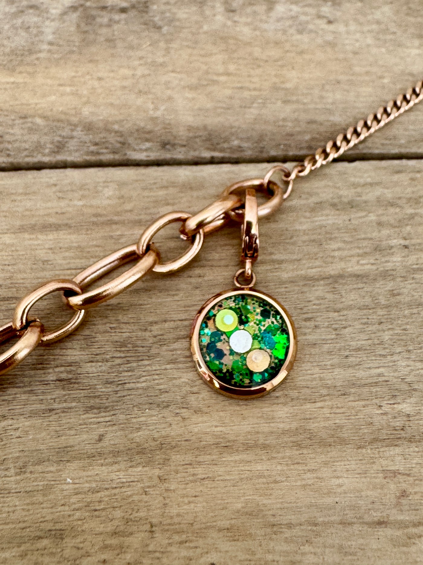Charm or rose Blessure de rejet (vendu sans bracelet)