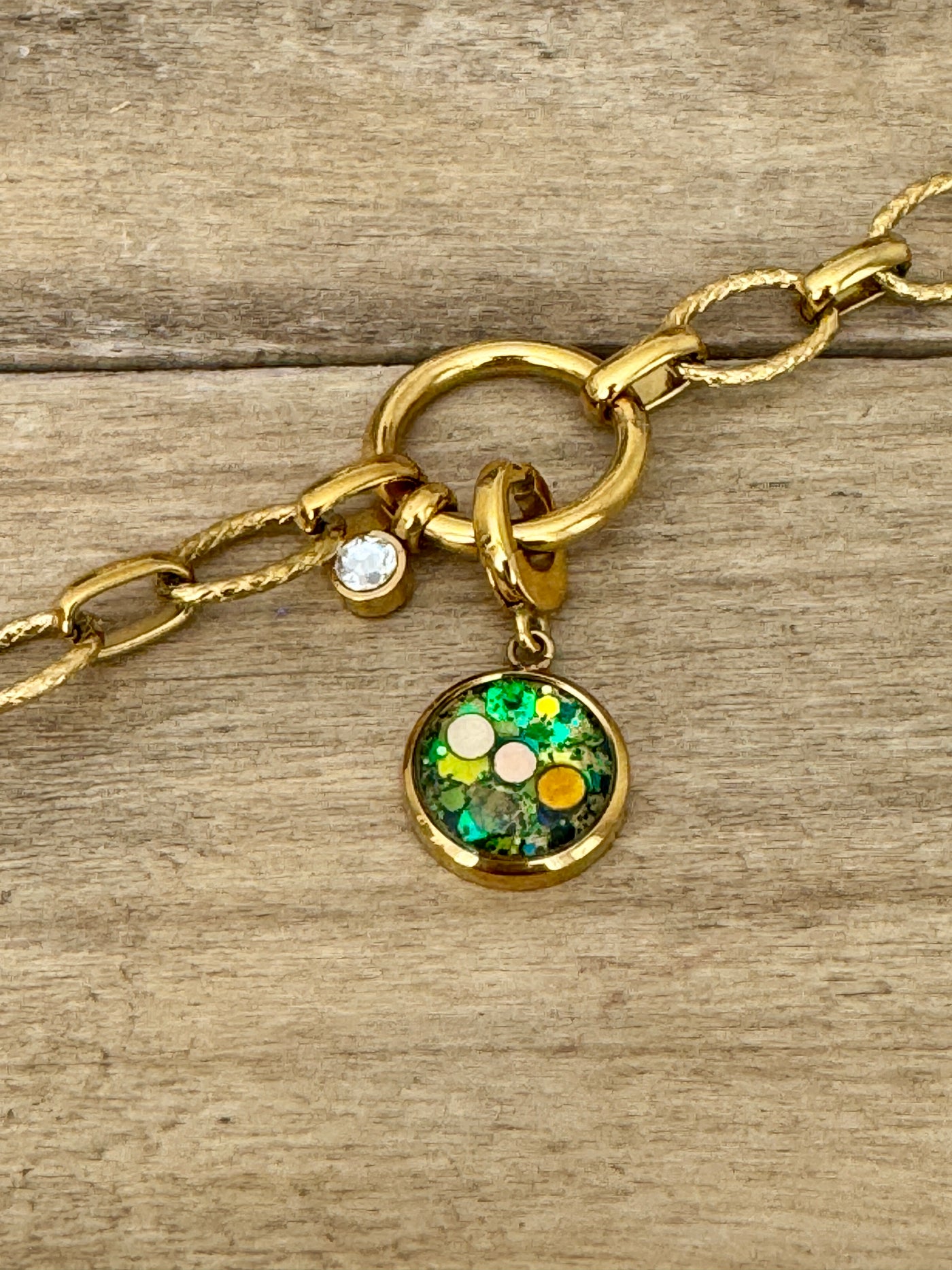 Charm doré Hoponopono (vendu sans bracelet)