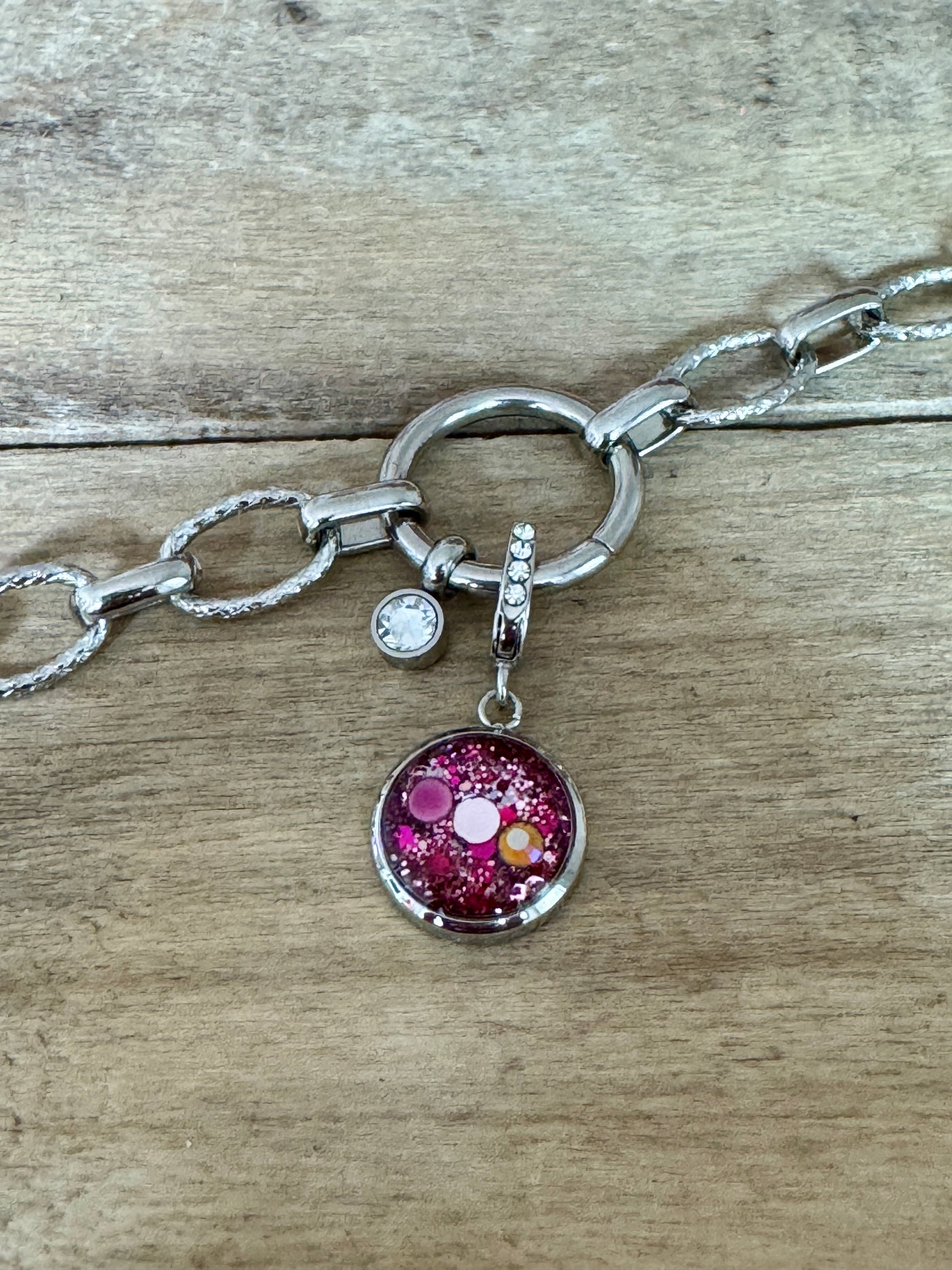 Charm Cristal argenté Auto sabotage (vendu sans bracelet)