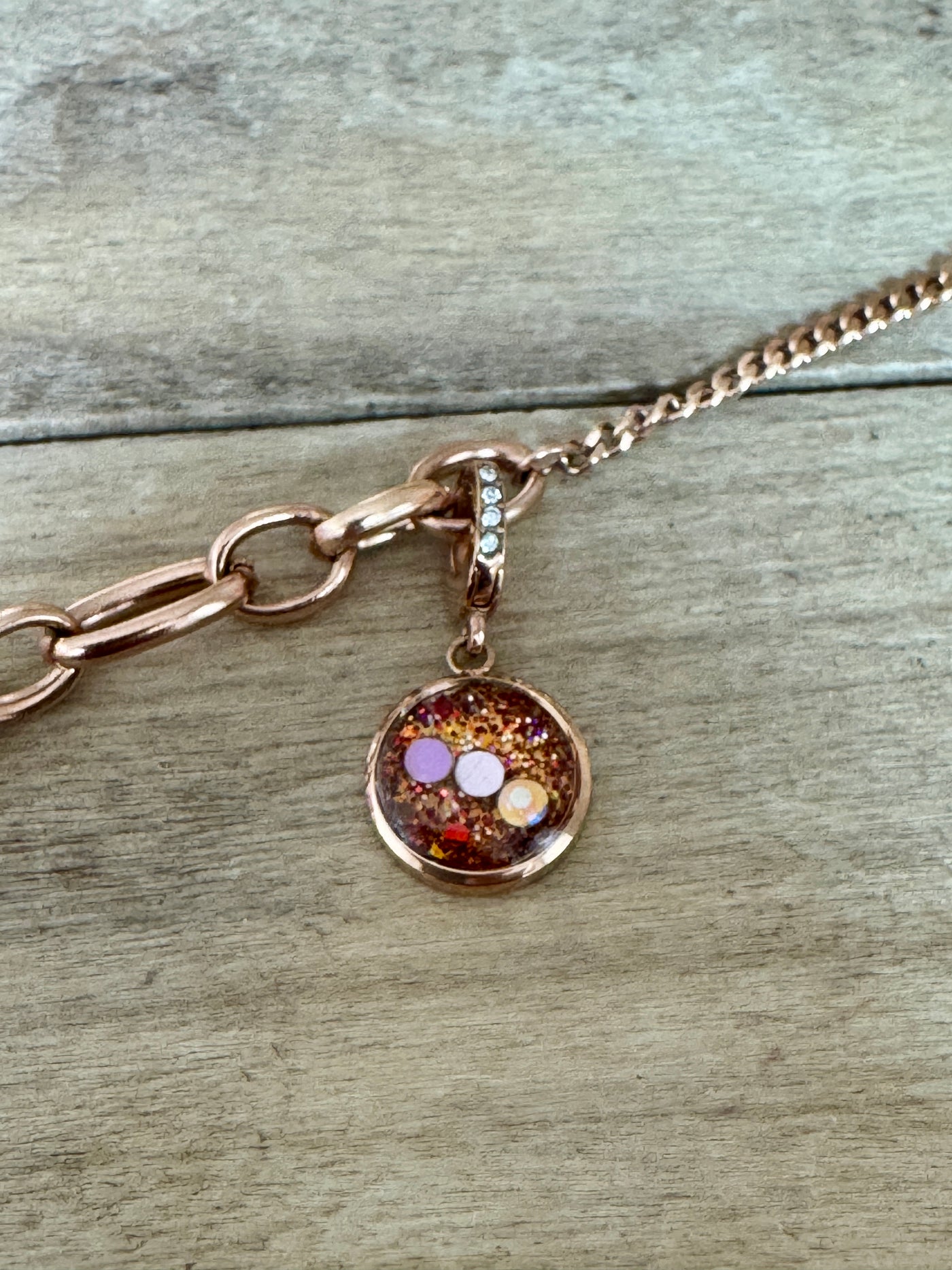 Charm Cristal or rose Apaisement des émotions (vendu sans bracelet)