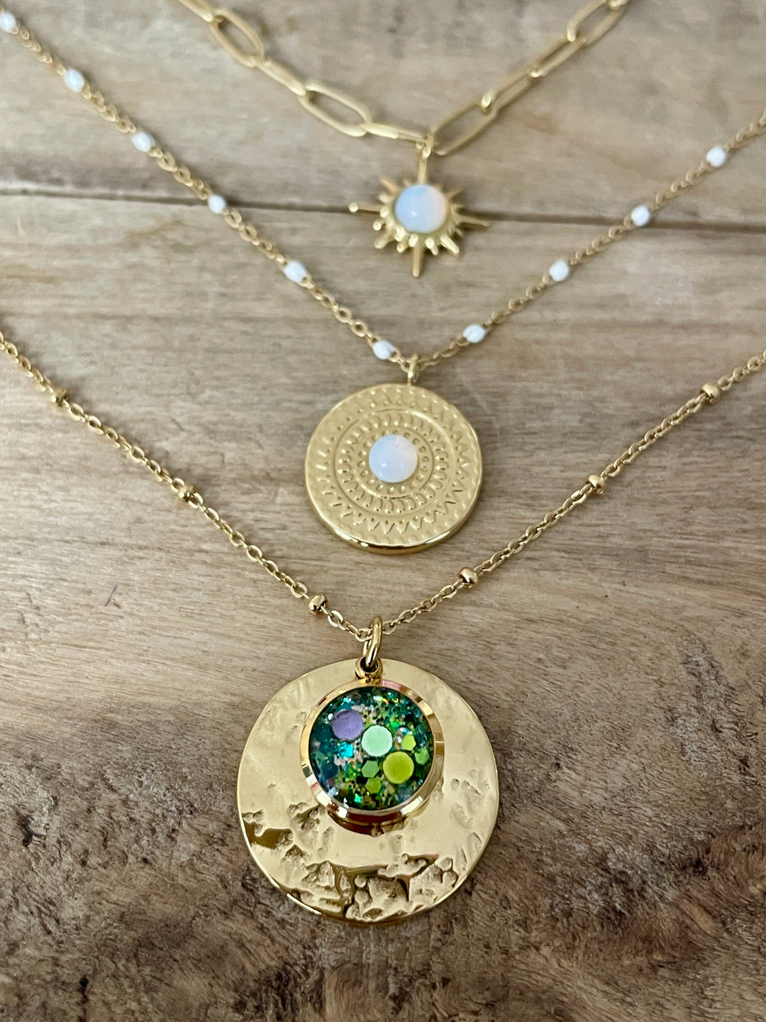 Collier Ras Du Cou 3 Rangs - Charms Multicolores En Verre, Acier Inoxydable Doré (neuf)