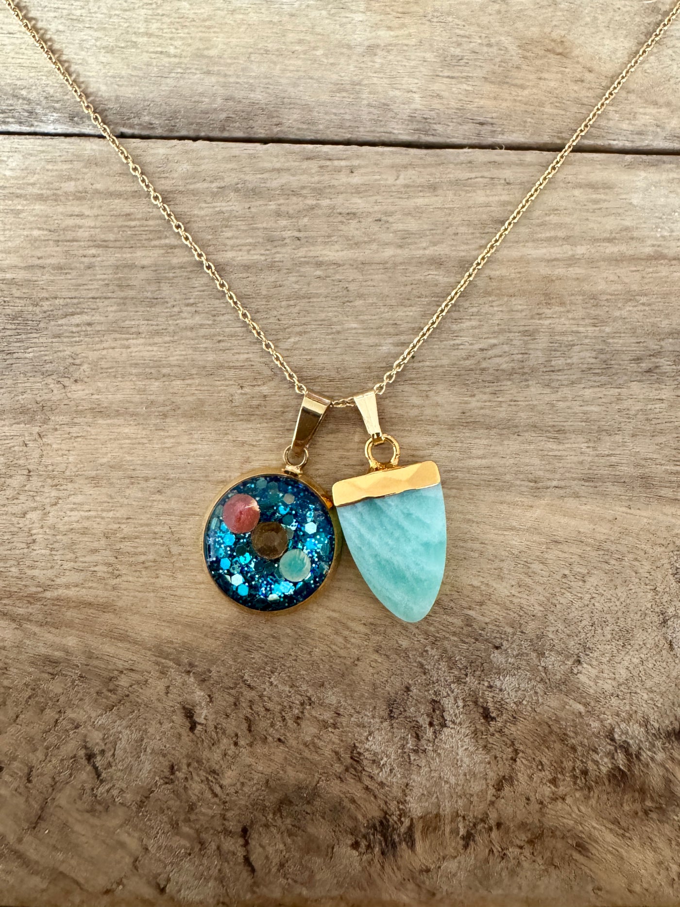 Collier simple doré AMAZONITE Hypersensibilité