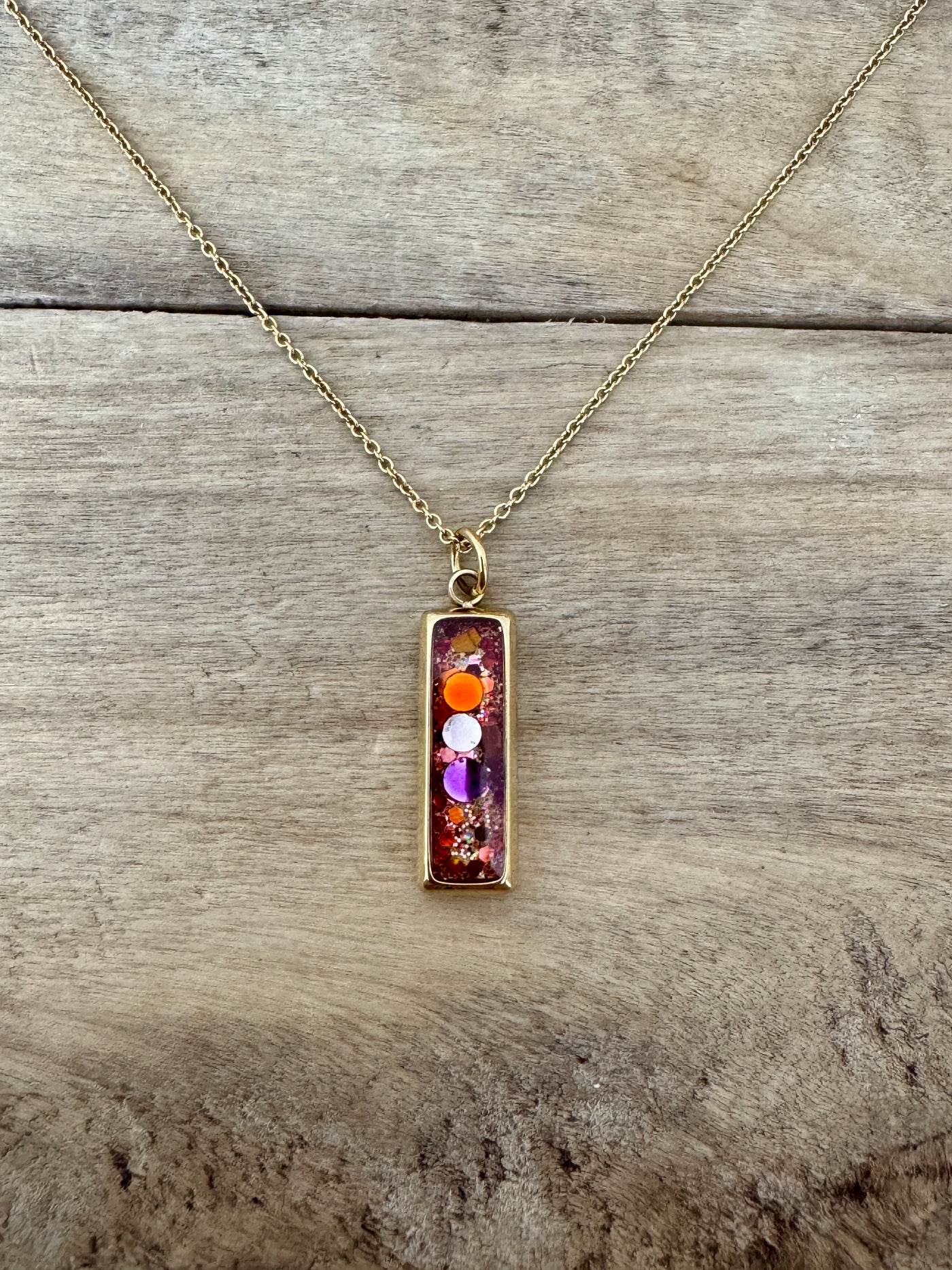 Collier simple doré RECTANGLE Déblocage du 3ème oeil