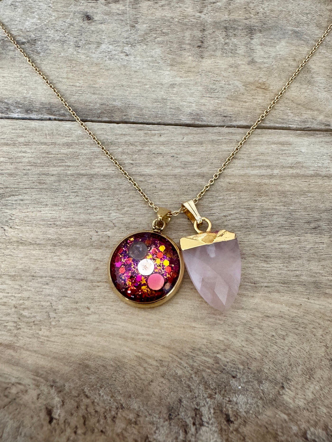 Collier simple doré QUARTZ ROSE Apaisement des émotions
