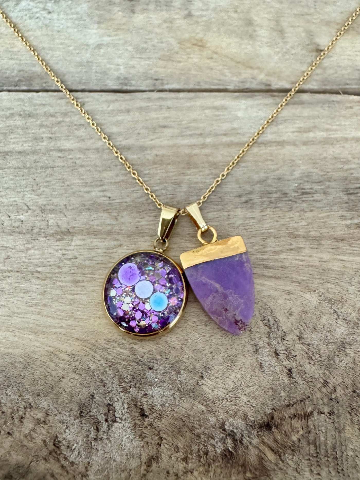 Collier simple doré SUGILITE Amour de soi