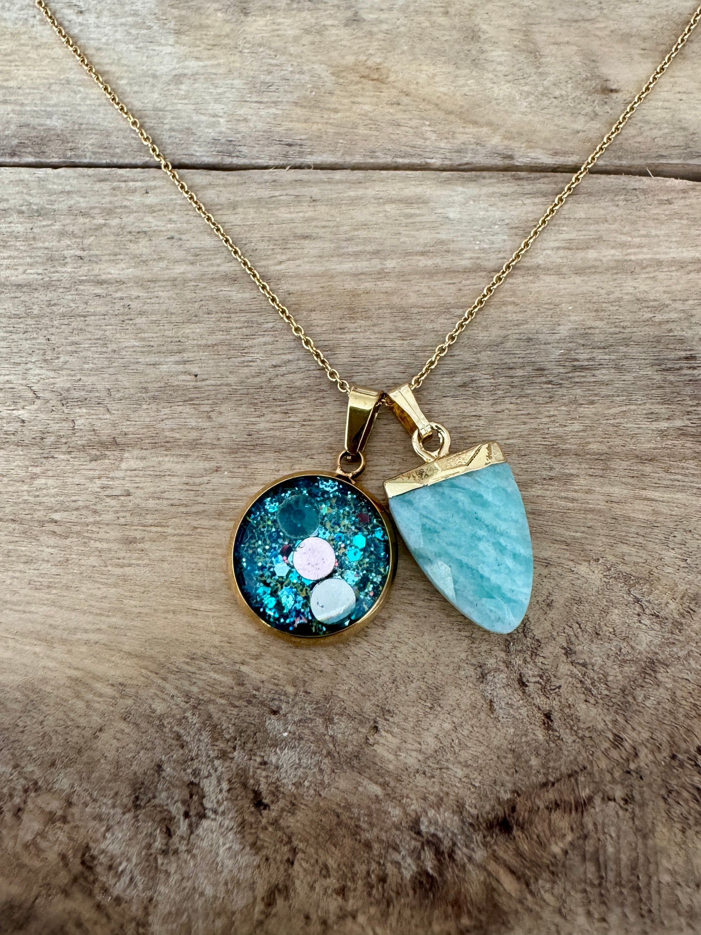 Collier simple doré AMAZONITE Auto-sabotage