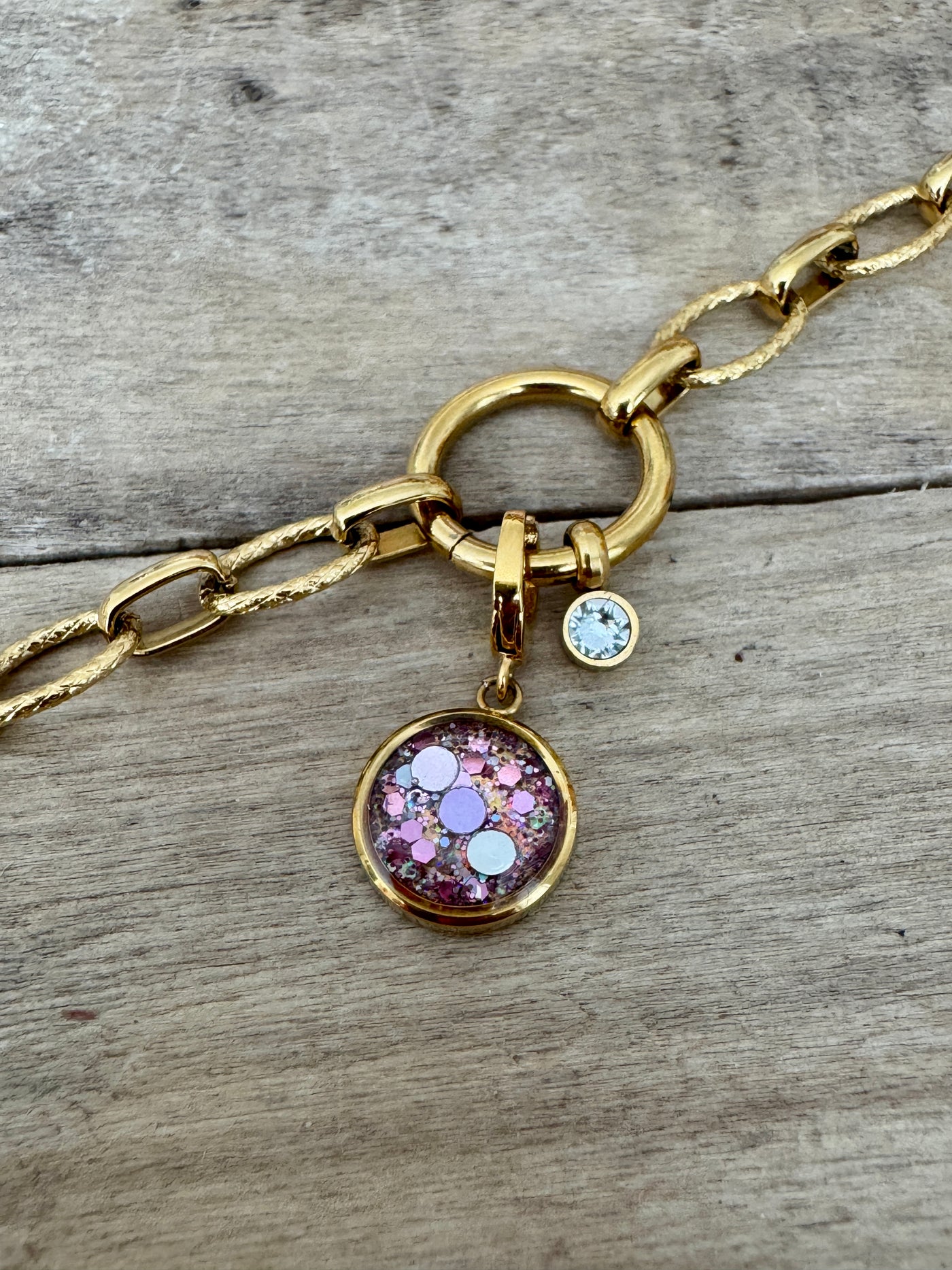 Charm doré Canalisation & Intuitions (vendu sans bracelet)