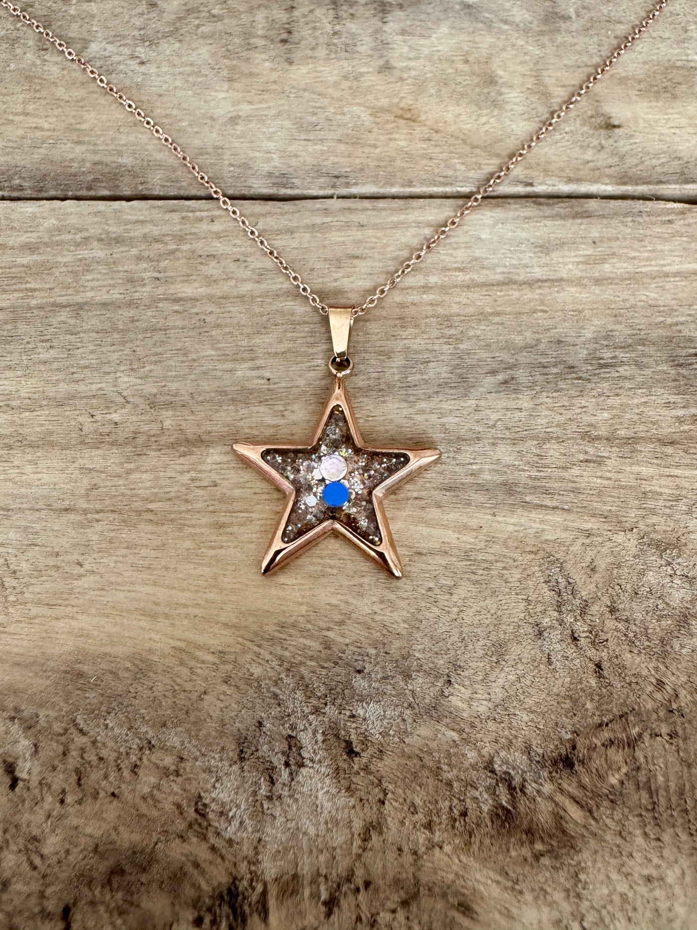 Collier or rose enfant Etoile Apaisement des émotions