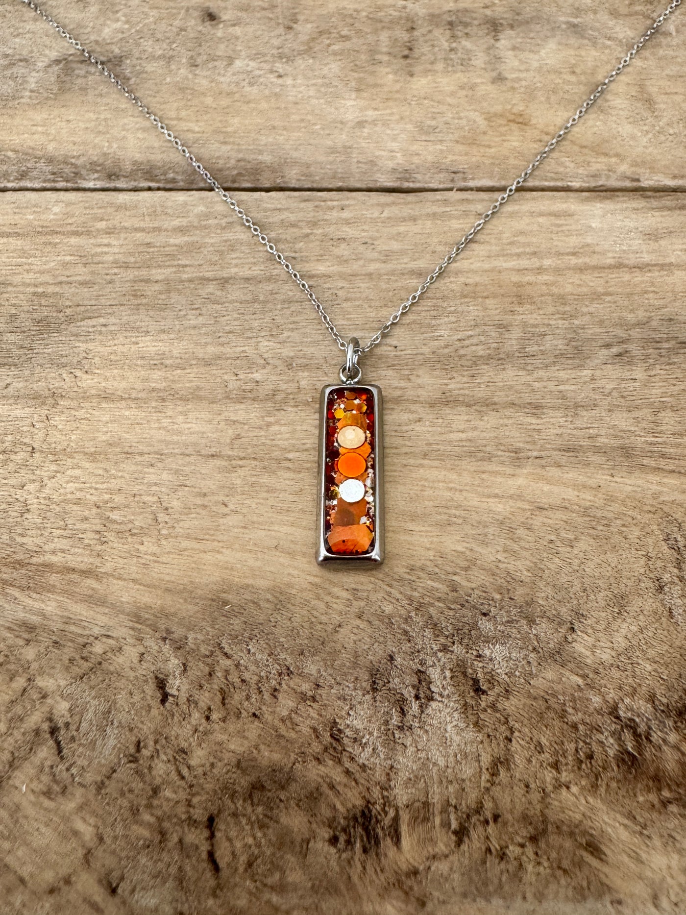 Collier simple argenté RECTANGLE Déblocage du noeud bloquant du moment