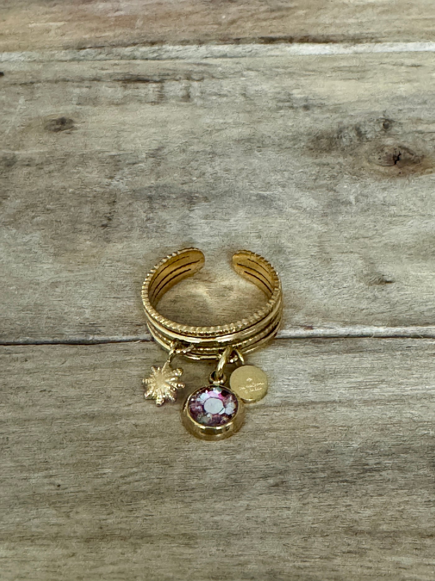 Bague dorée STELLA Relation à la mère