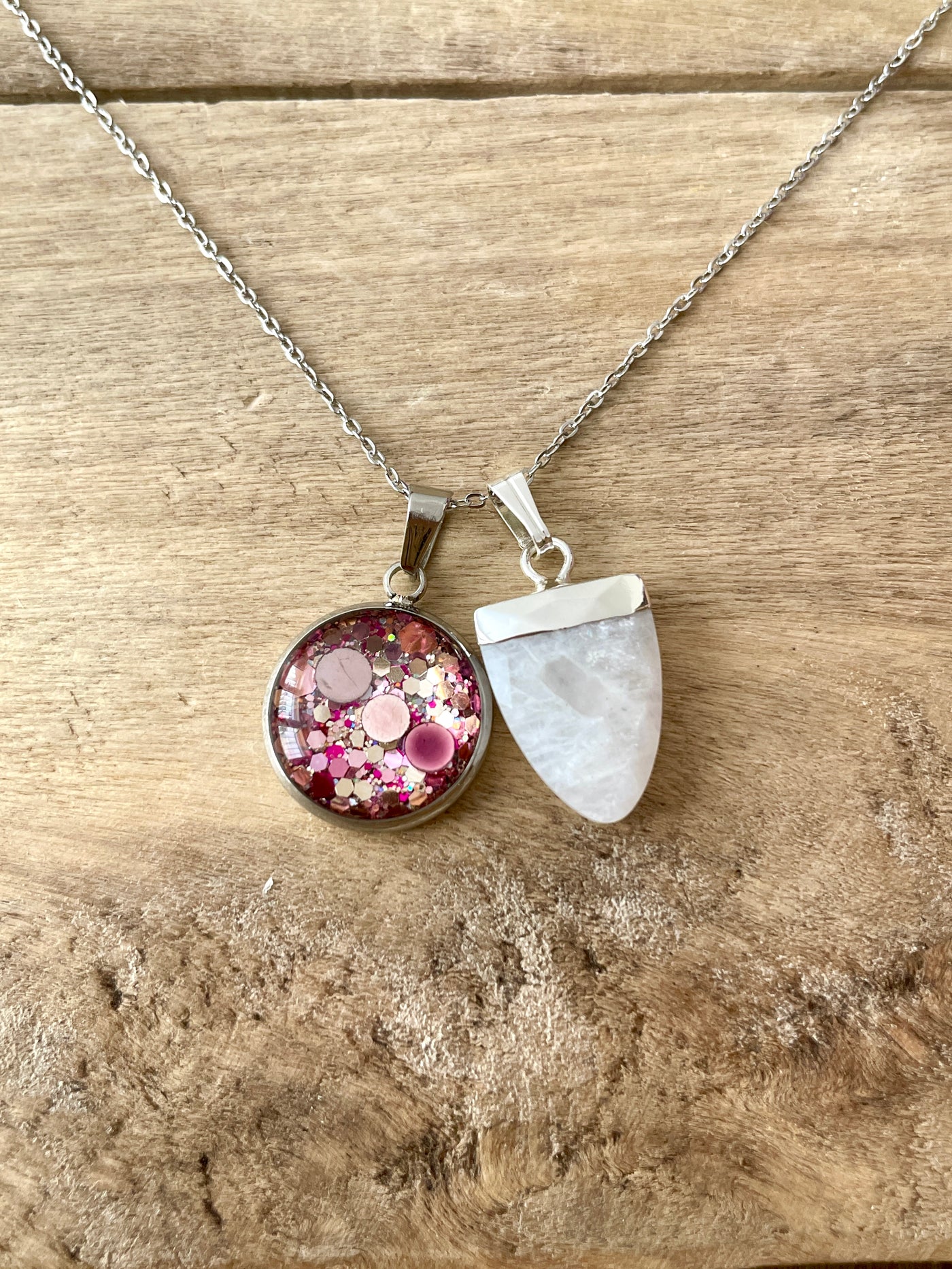 Simple silver MOONSTONE Cut &amp; Leave necklace
