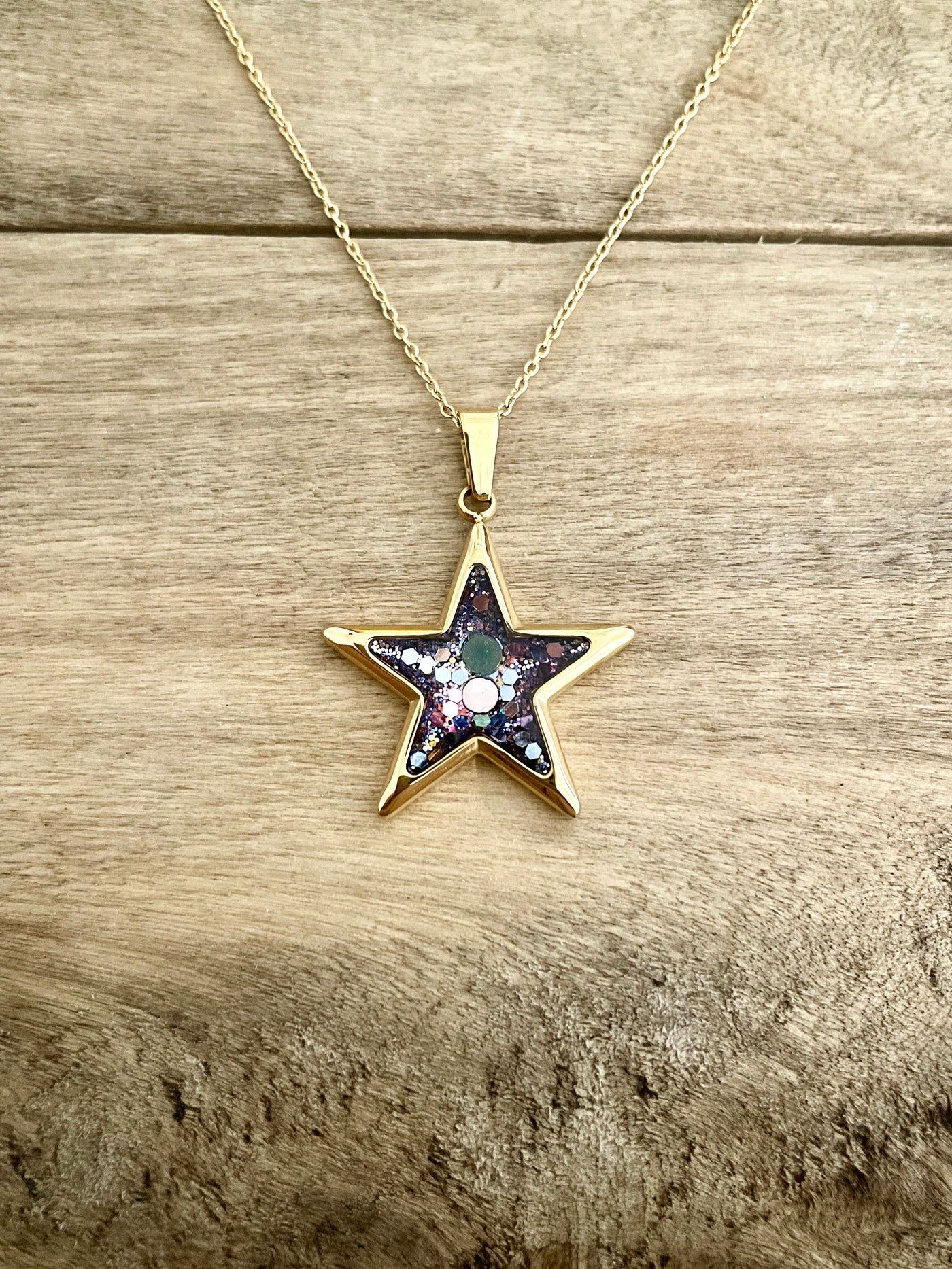 Children's golden necklace Star Self-confidence