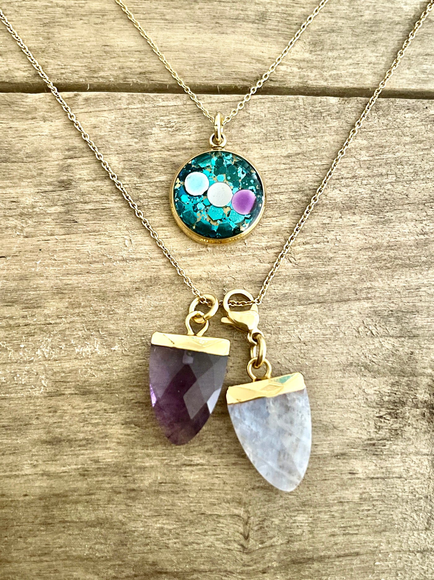 Golden necklace MIAMI Amethyst and Moonstone Peace &amp; Love